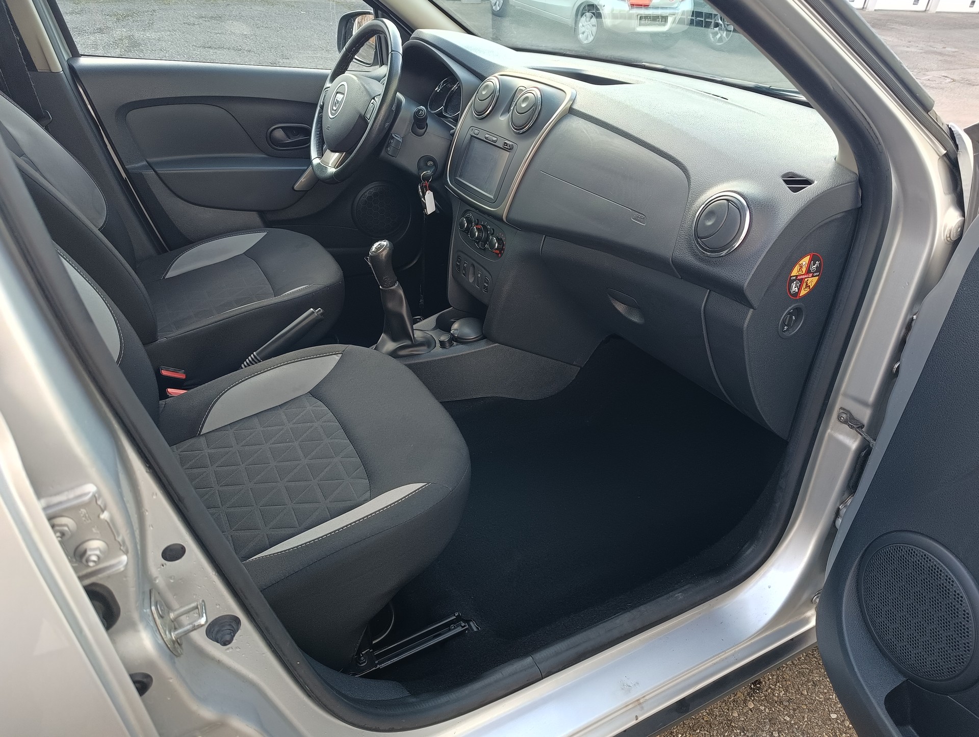 DACIA Sandero Tce 90 Stepway Lauréate-image-6