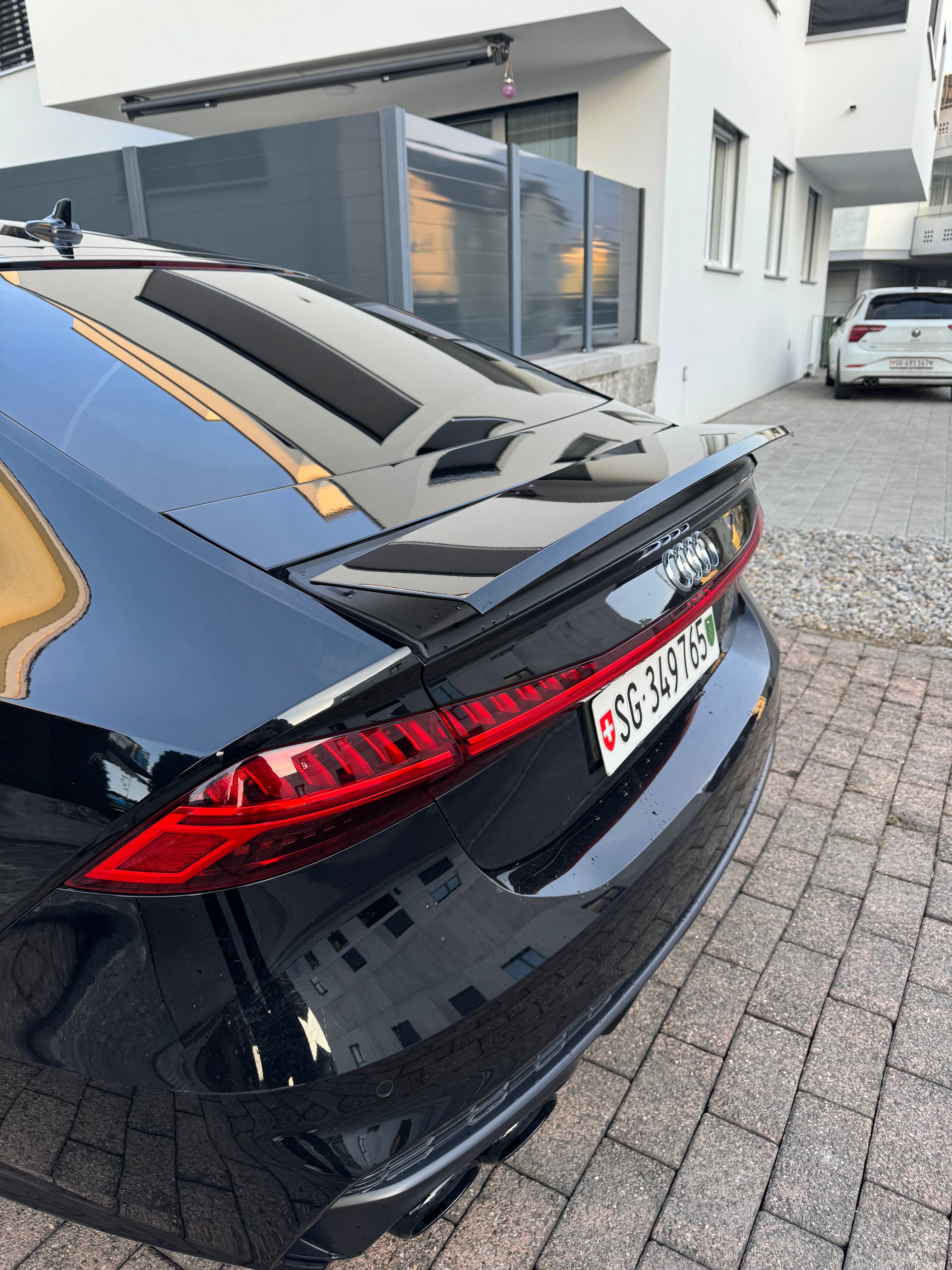 AUDI S7 Sportback TDI quattro S-tronic-image-4