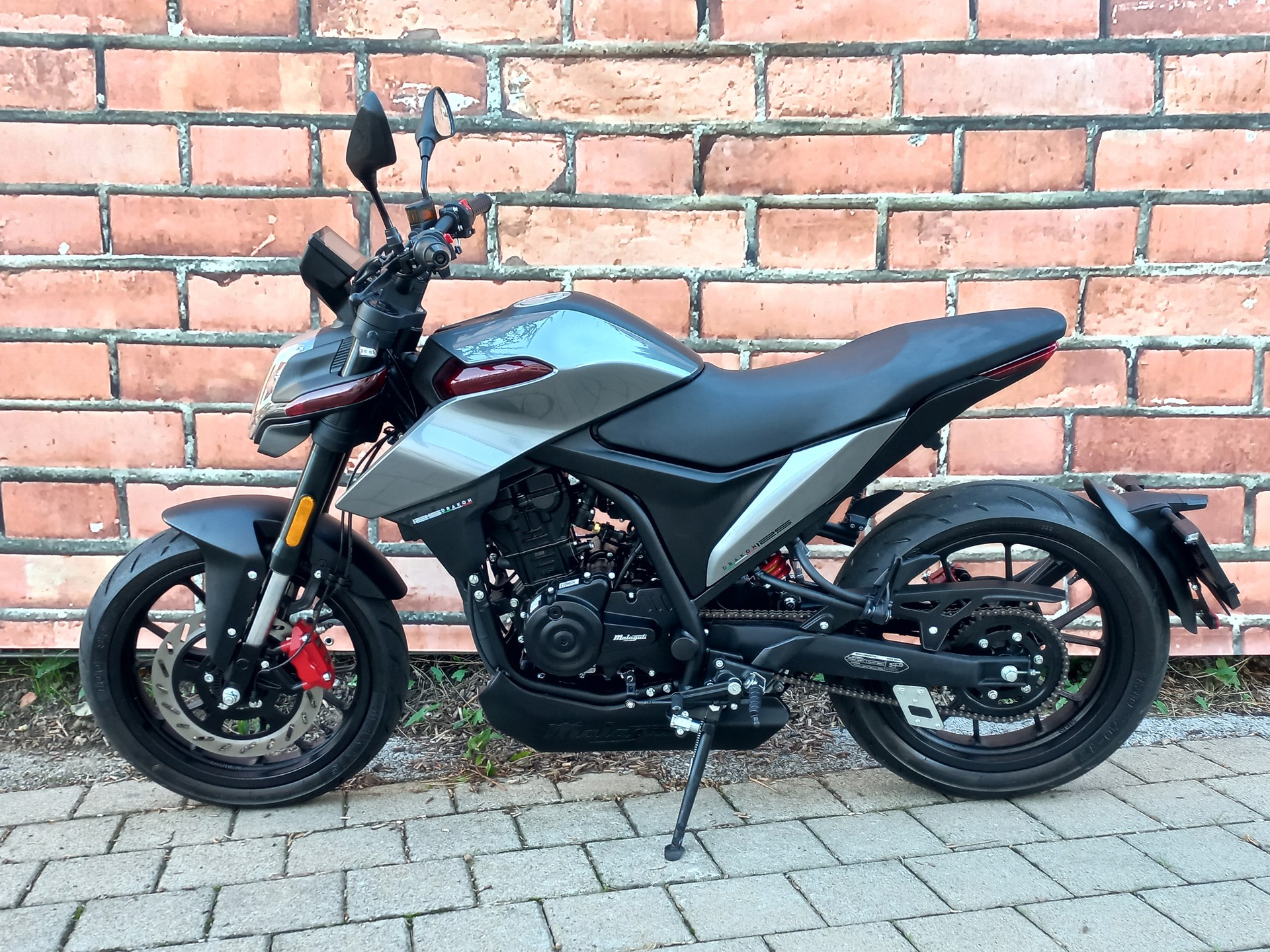 MALAGUTI Drakon 125 ABS-image-1