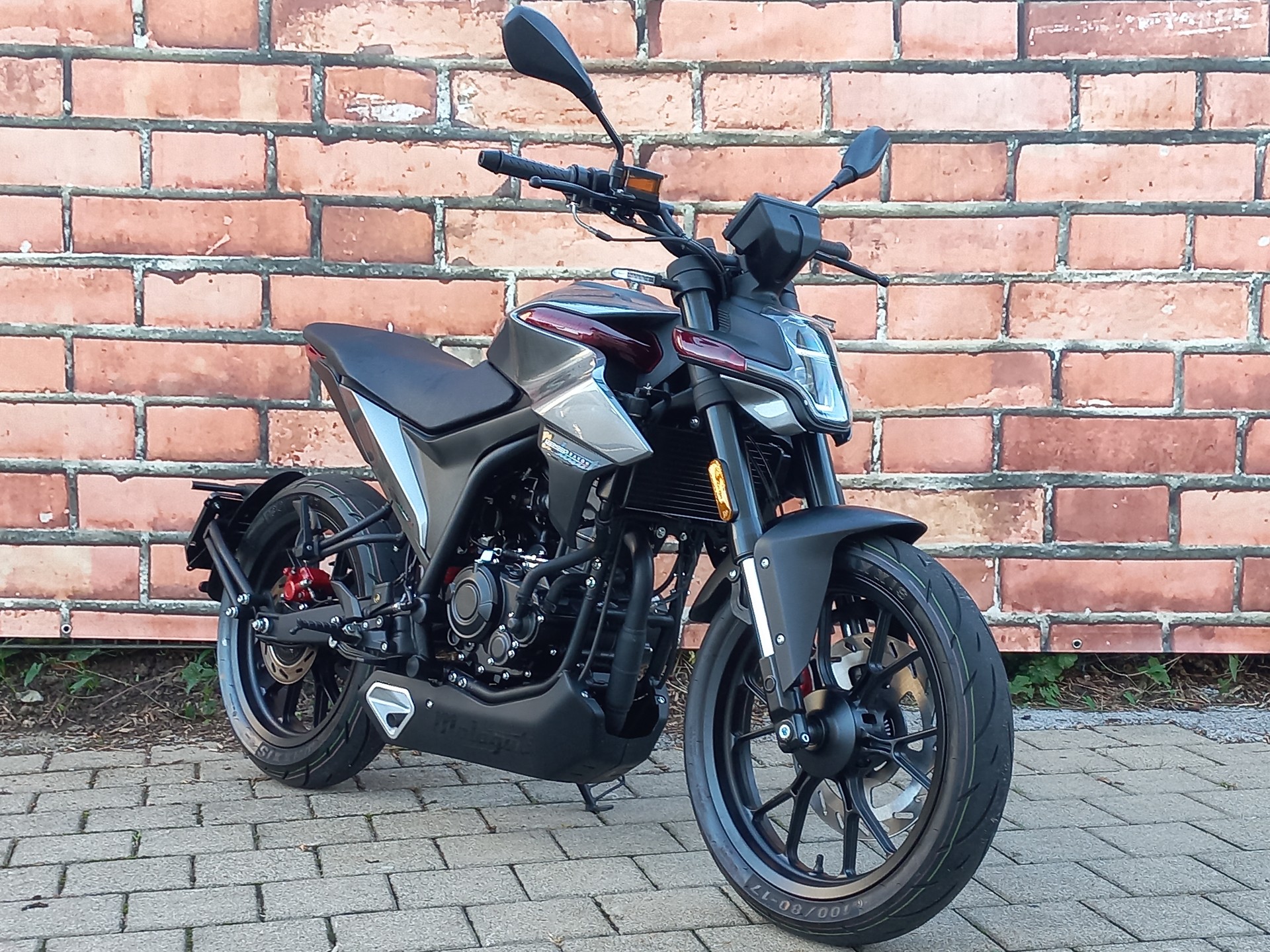 MALAGUTI Drakon 125 ABS-image-2