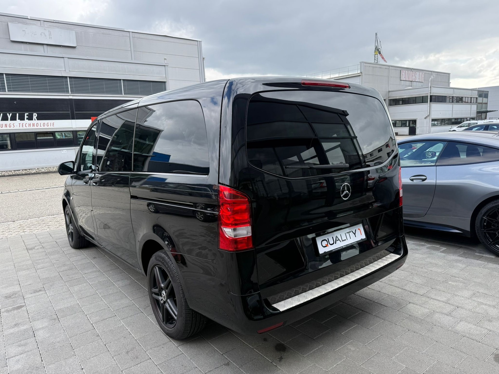 MERCEDES-BENZ Vito 116 CDI Lang Select Tourer 9 Platz 4Matic 9G-Tronic-image-6