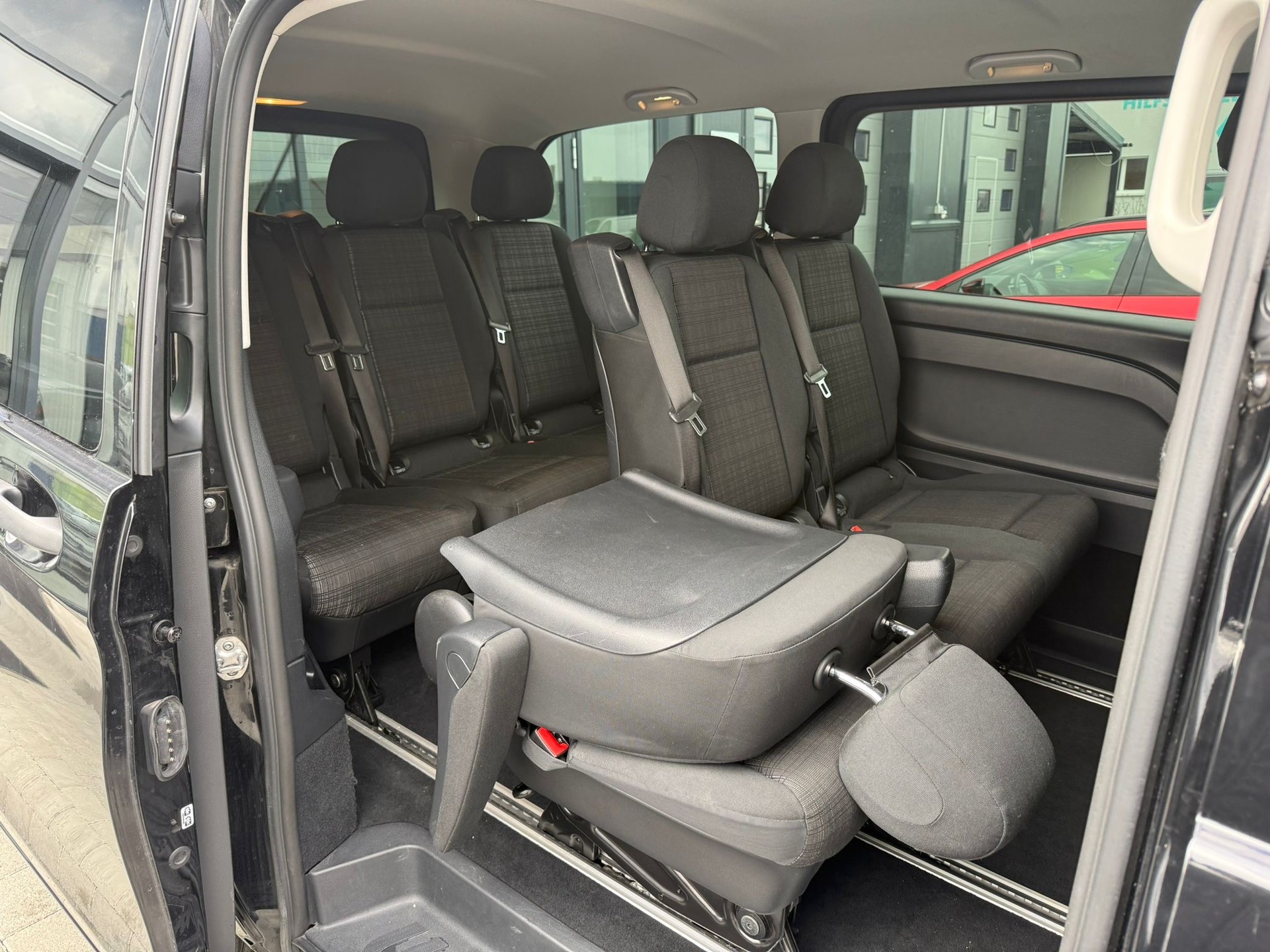 MERCEDES-BENZ Vito 116 CDI Lang Select Tourer 9 Platz 4Matic 9G-Tronic-image-11