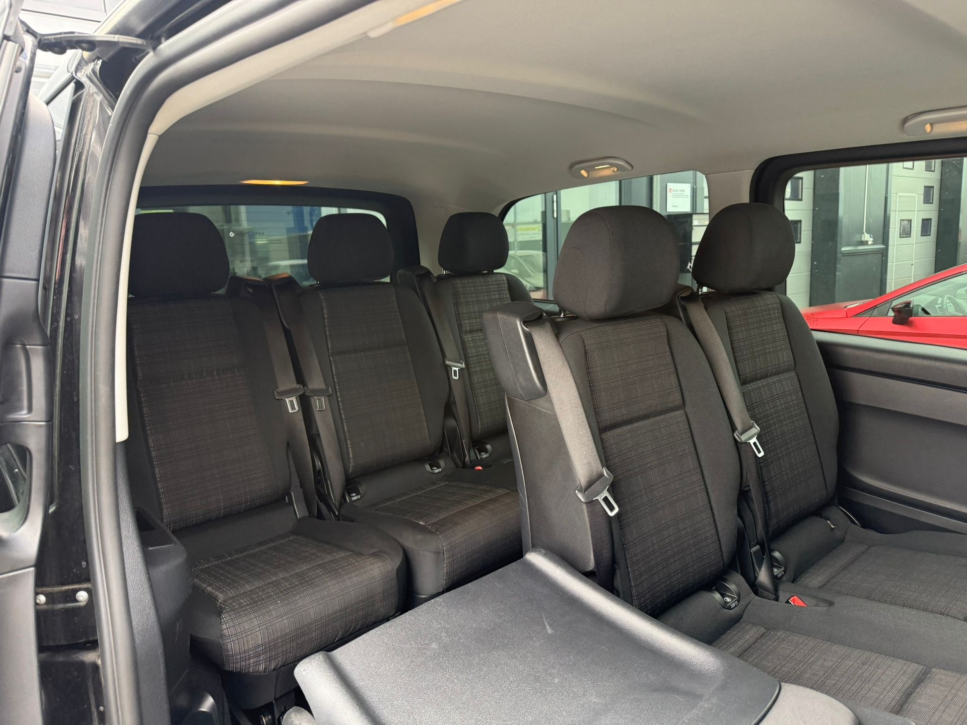 MERCEDES-BENZ Vito 116 CDI Lang Select Tourer 9 Platz 4Matic 9G-Tronic-image-13