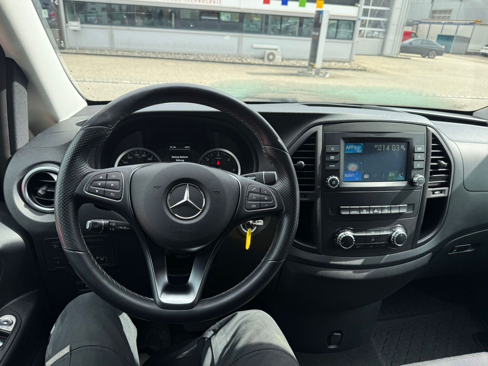 MERCEDES-BENZ Vito 116 CDI Lang Select Tourer 9 Platz 4Matic 9G-Tronic-image-23