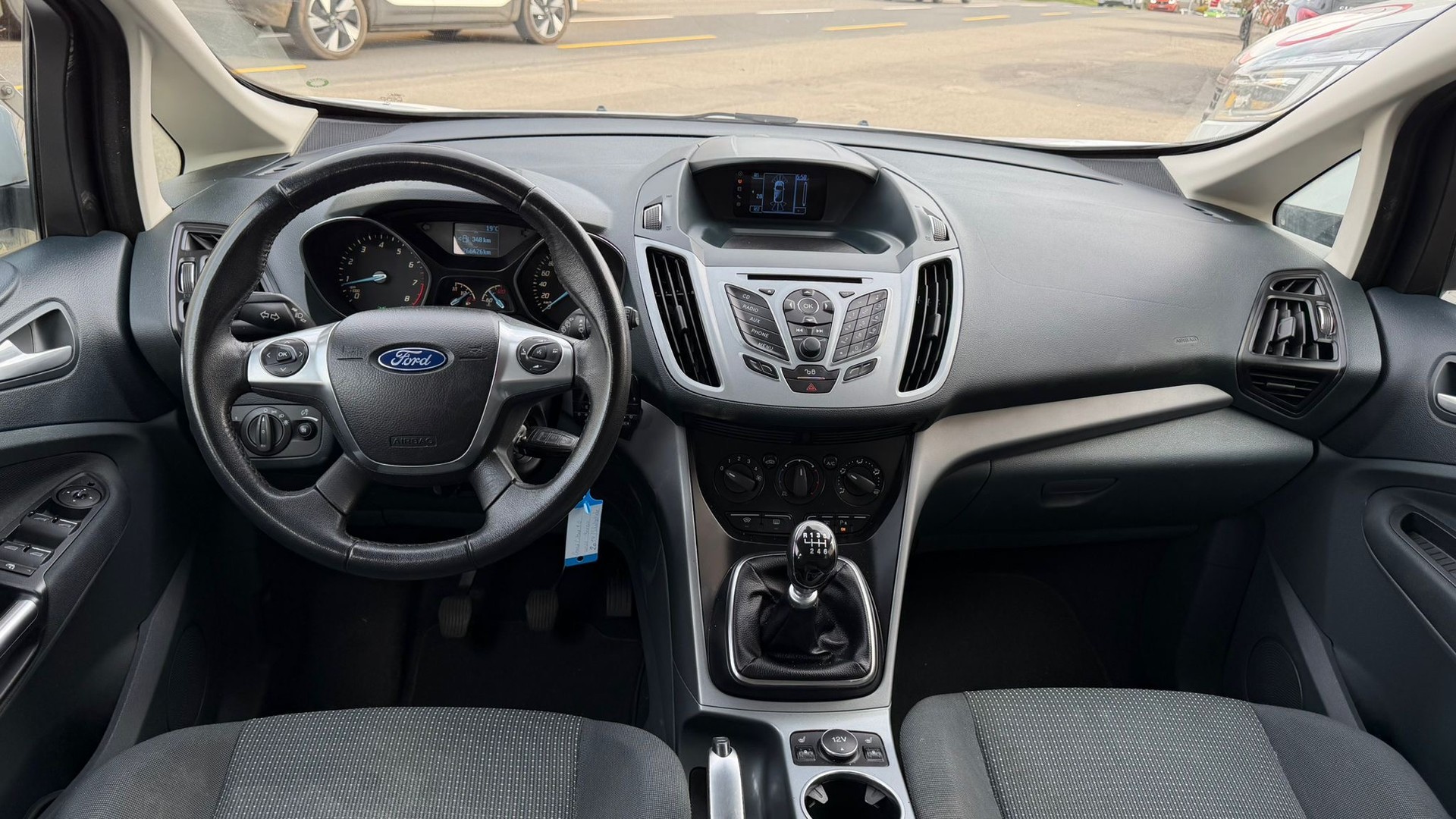 FORD Grand C-Max 1.0 SCTi Titanium-image-9