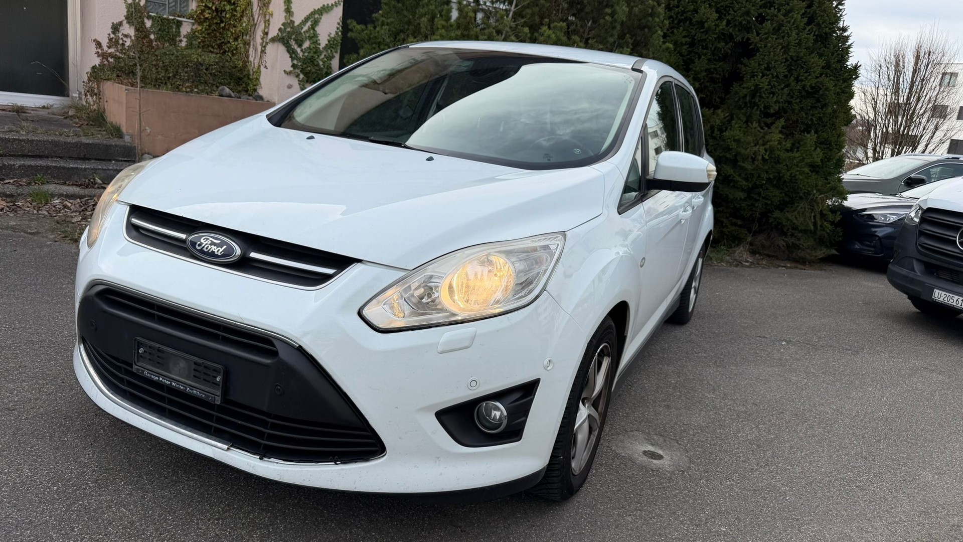 FORD Grand C-Max 1.0 SCTi Titanium-showroom-element-2