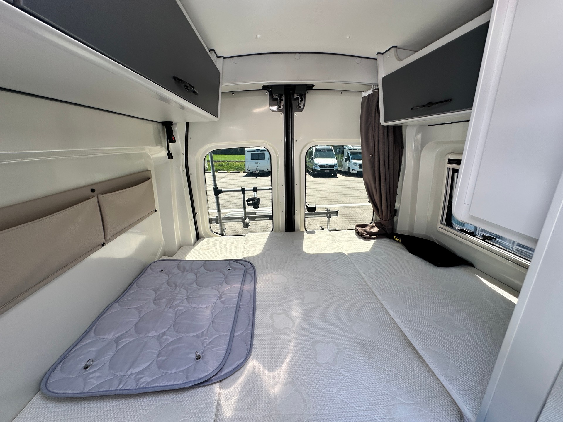 FONT VENDOME Forty Van AWD 4x4-image-12