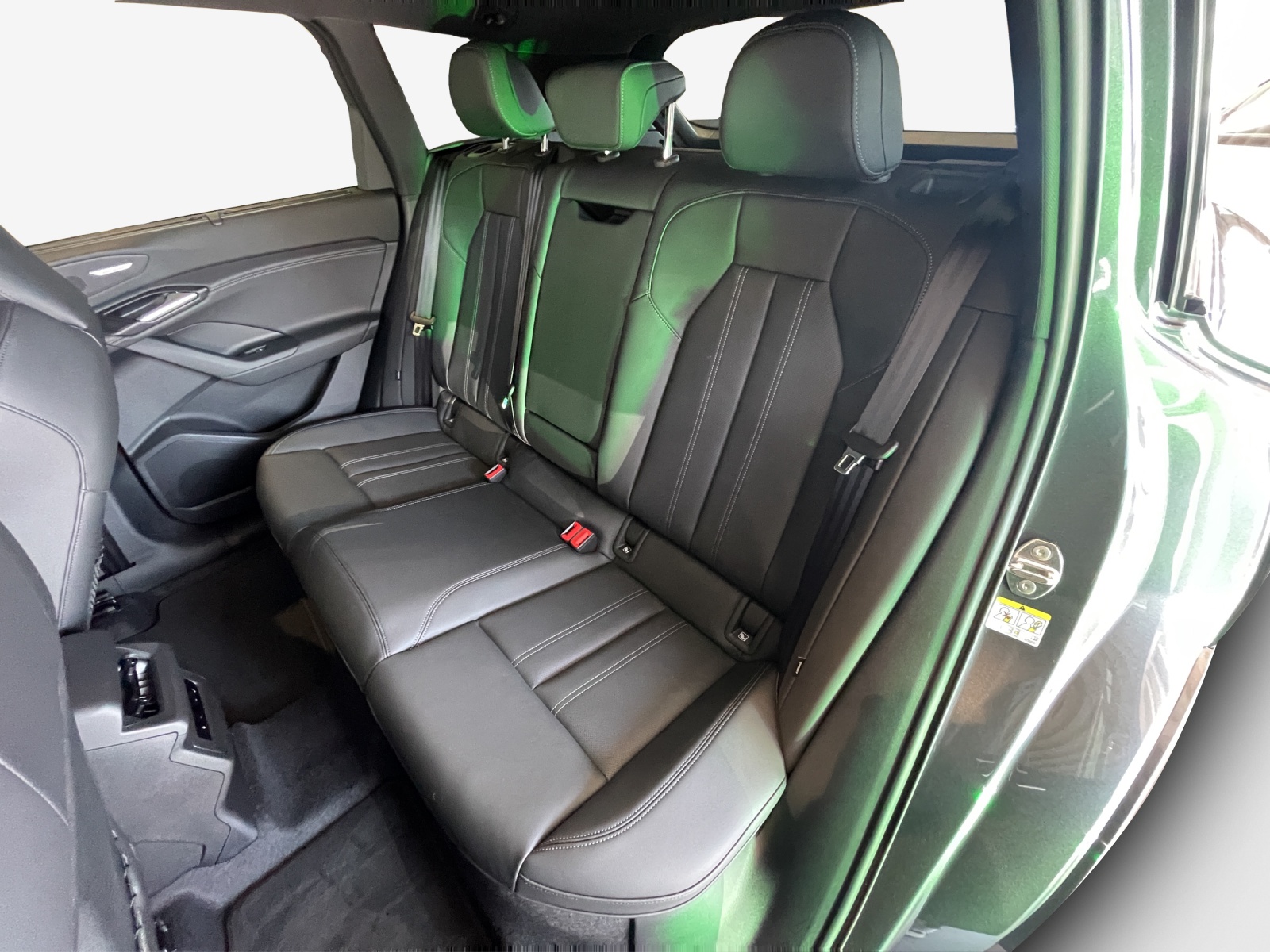 AUDI Q6 e-tron quattro-image-11