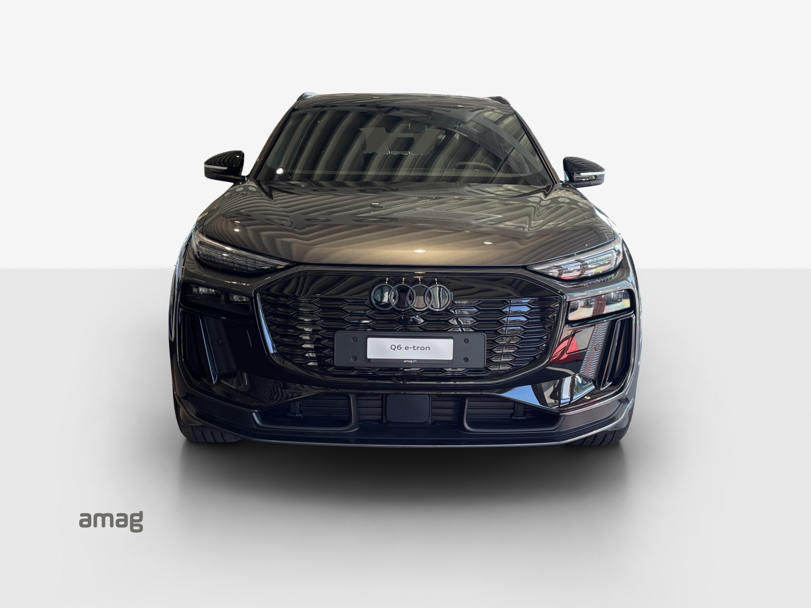 AUDI Q6 e-tron quattro-image-6