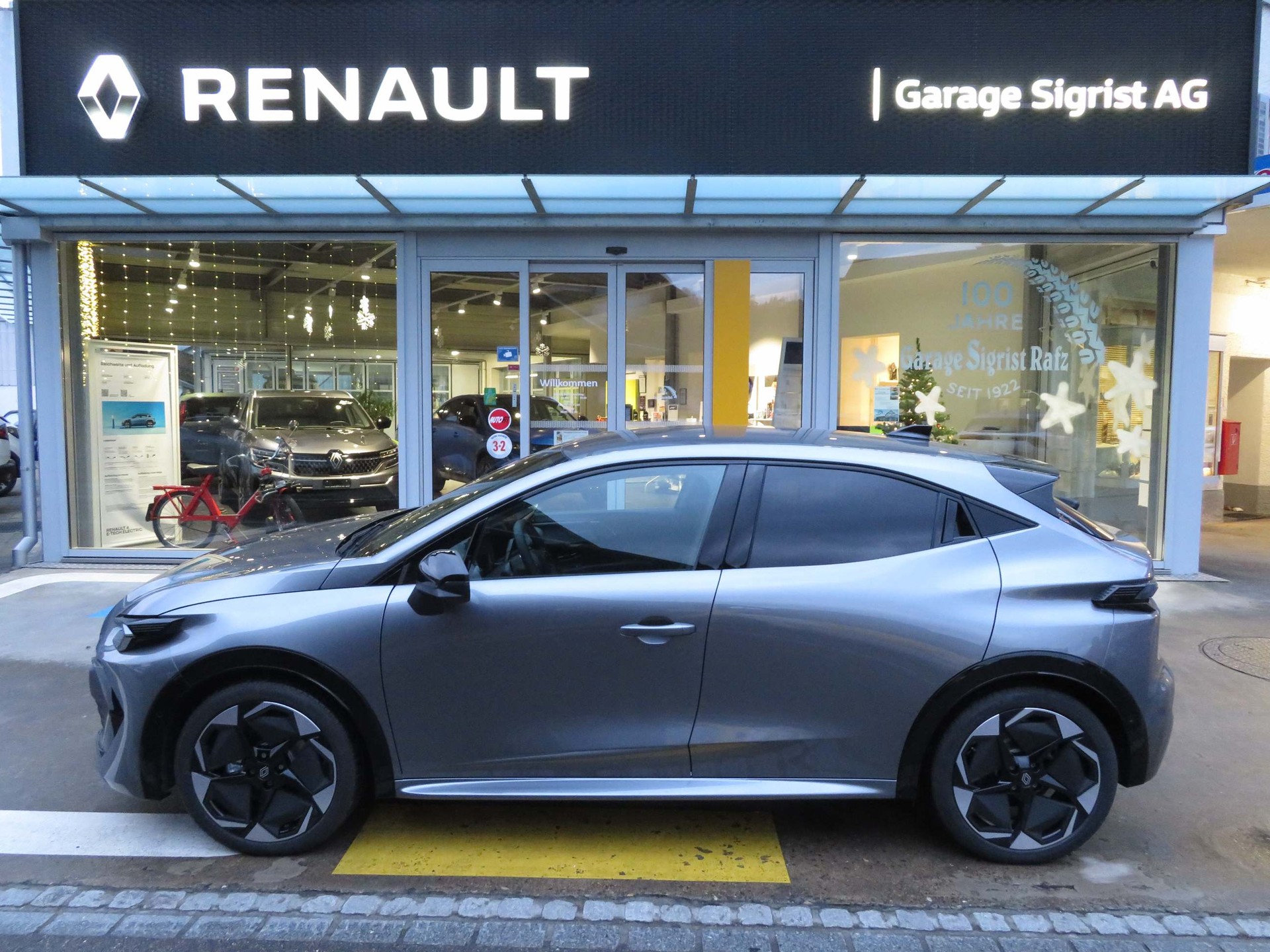 RENAULT Clio 1.8 E-Tech techno