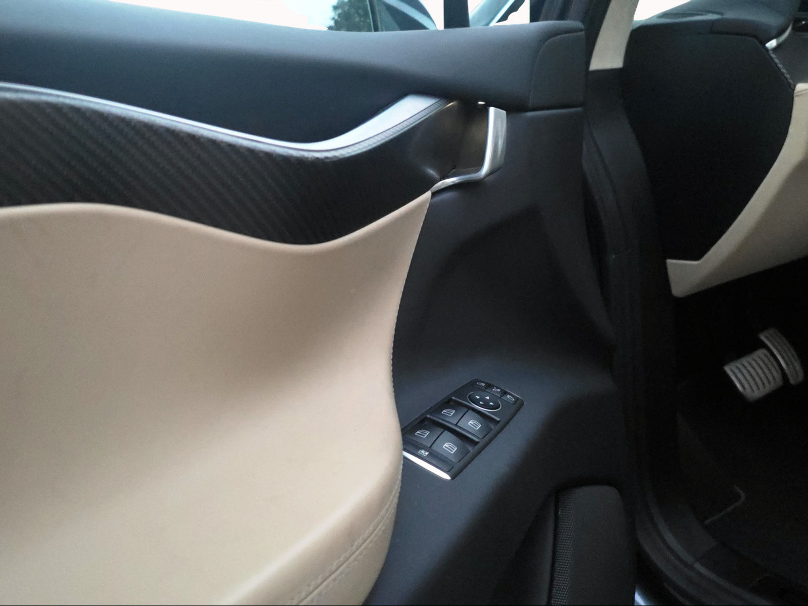 TESLA Model X 100 D Performance-image-12