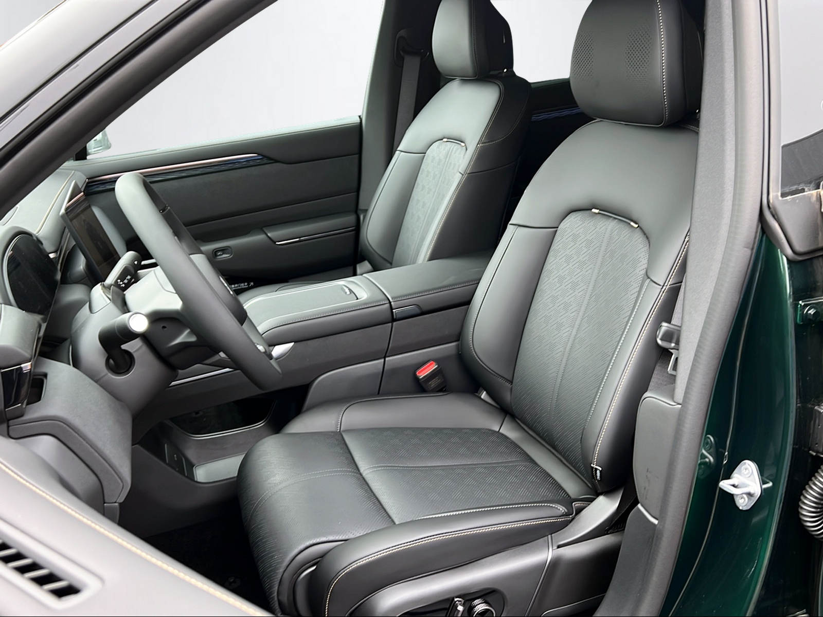 ZEEKR 7X Privilege AWD-image-14