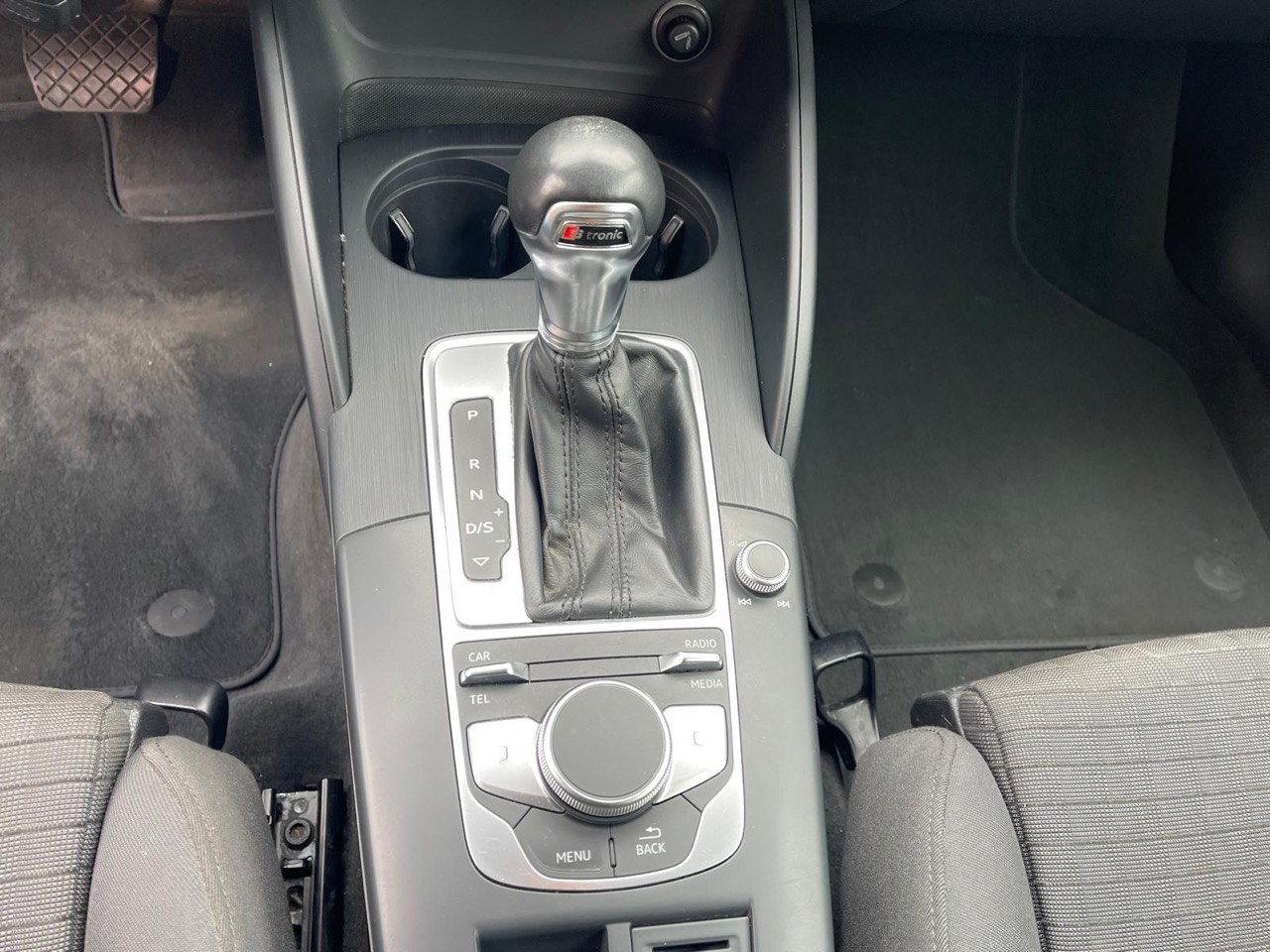 AUDI A3 1.4 TFSI Sport S-tronic-image-8