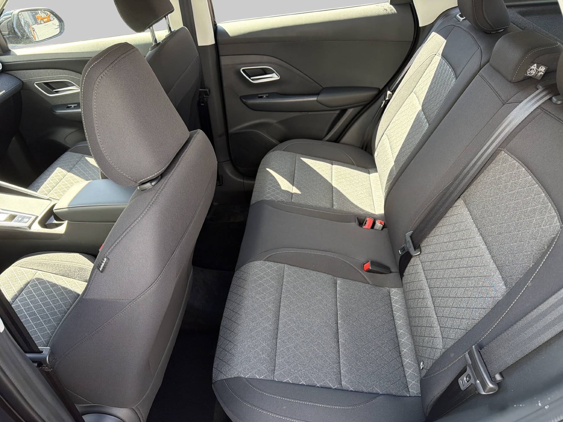 MG ZS 1.5 Hybrid+ Standard-image-8