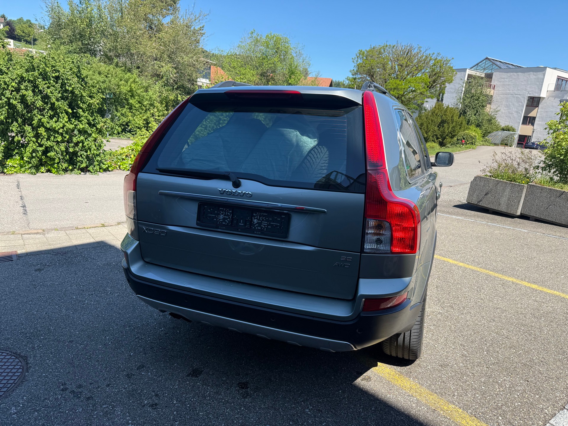 VOLVO XC90 3.2 AWD Momentum-image-4