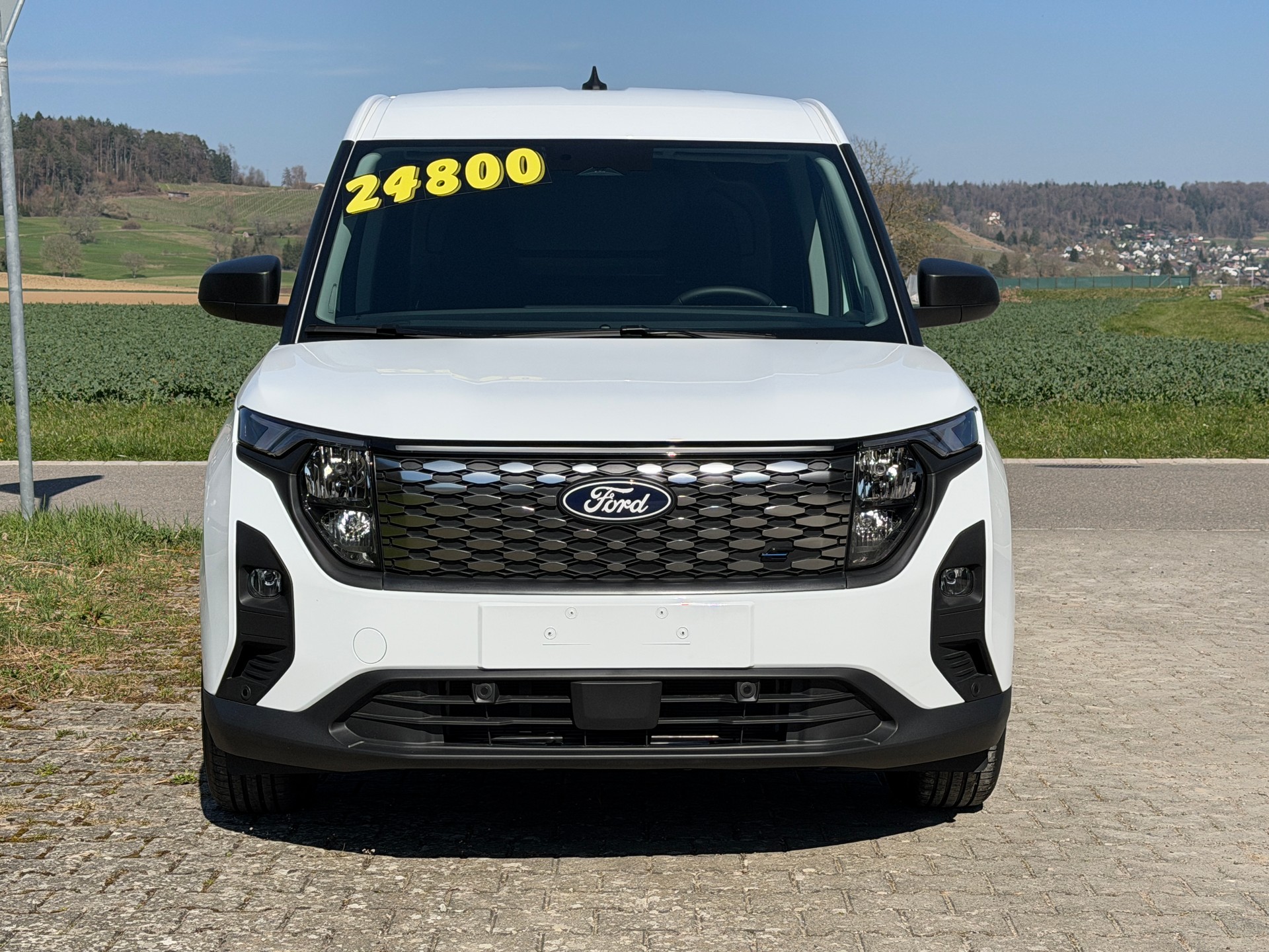FORD E-Transit ⚡ Courier Van Trend 5 J. Garantie-image-4