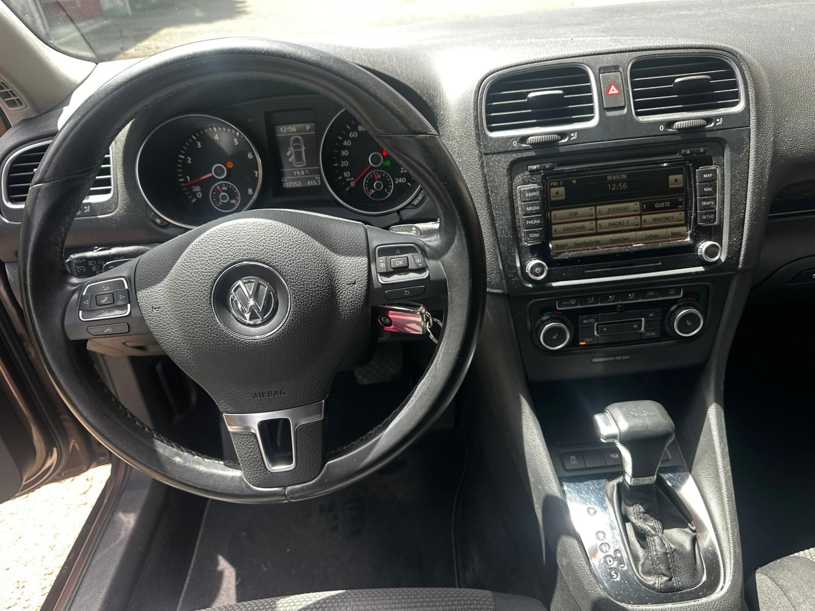 VW Golf Variant 1.4 TSI Team DSG-image-4
