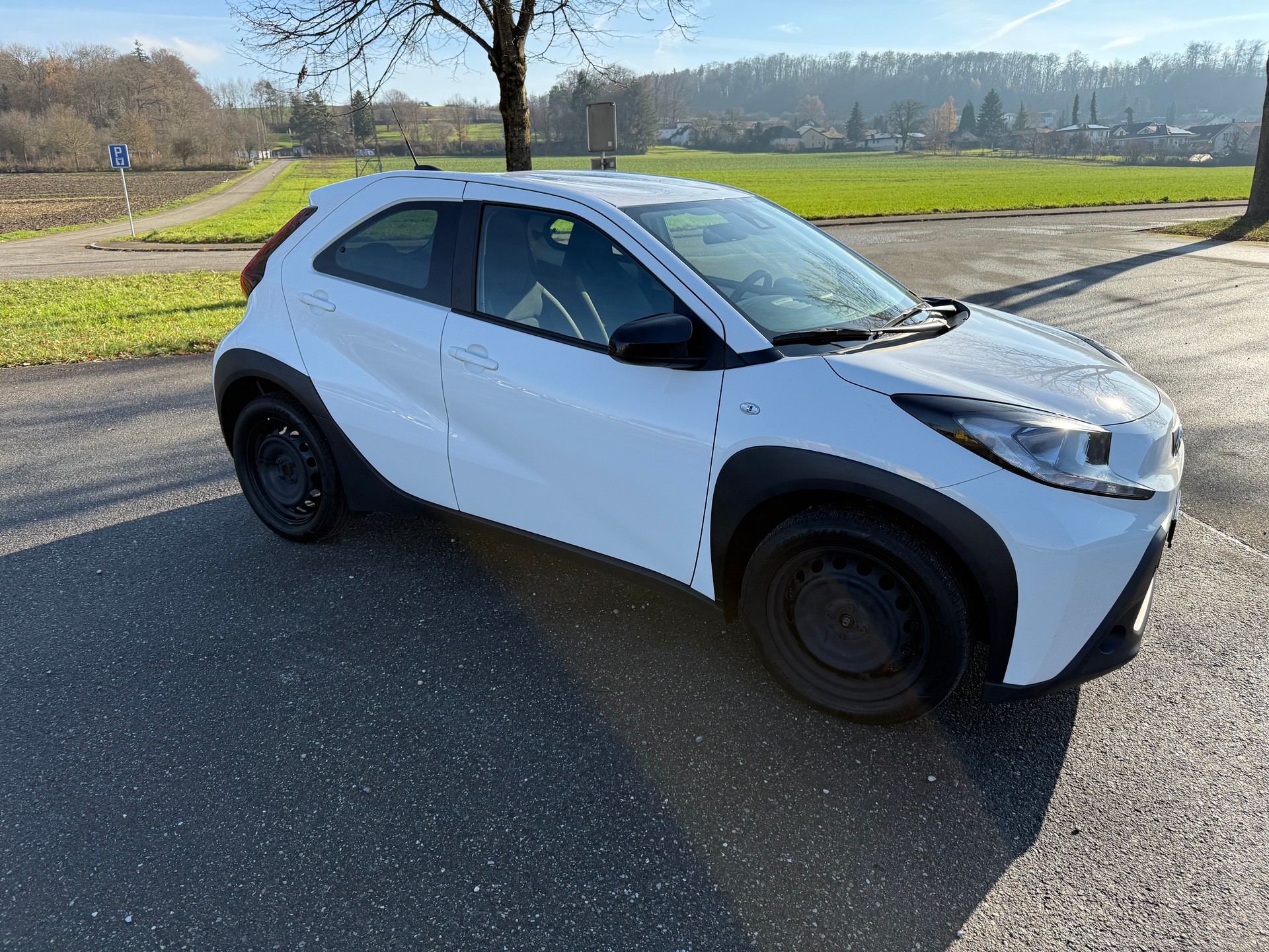 TOYOTA 1.0 VVT-i Comfort-image-8