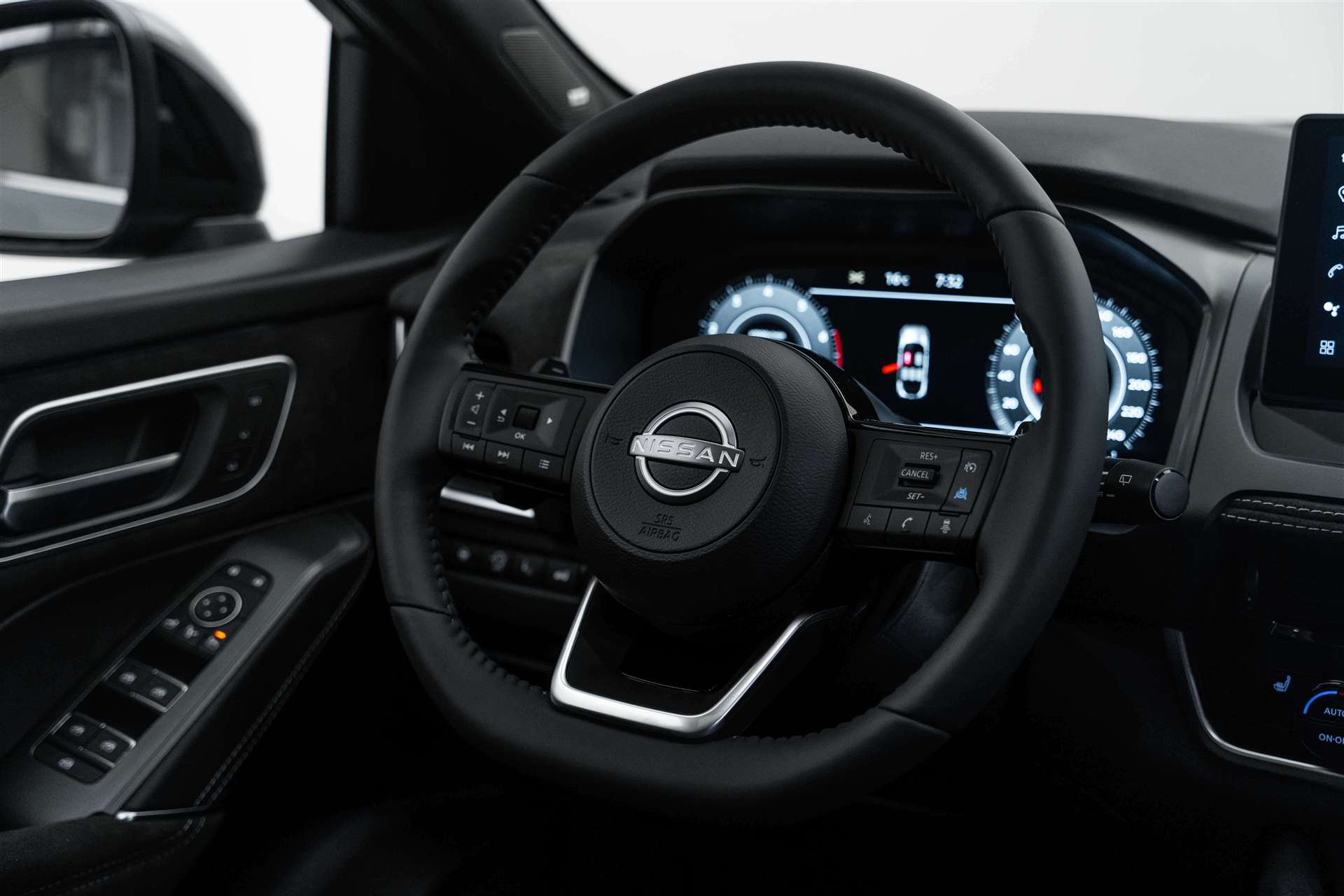 NISSAN Qashqai 1.3 DIG-T MHEV Tekna+ Xtronic-Automat-image-9