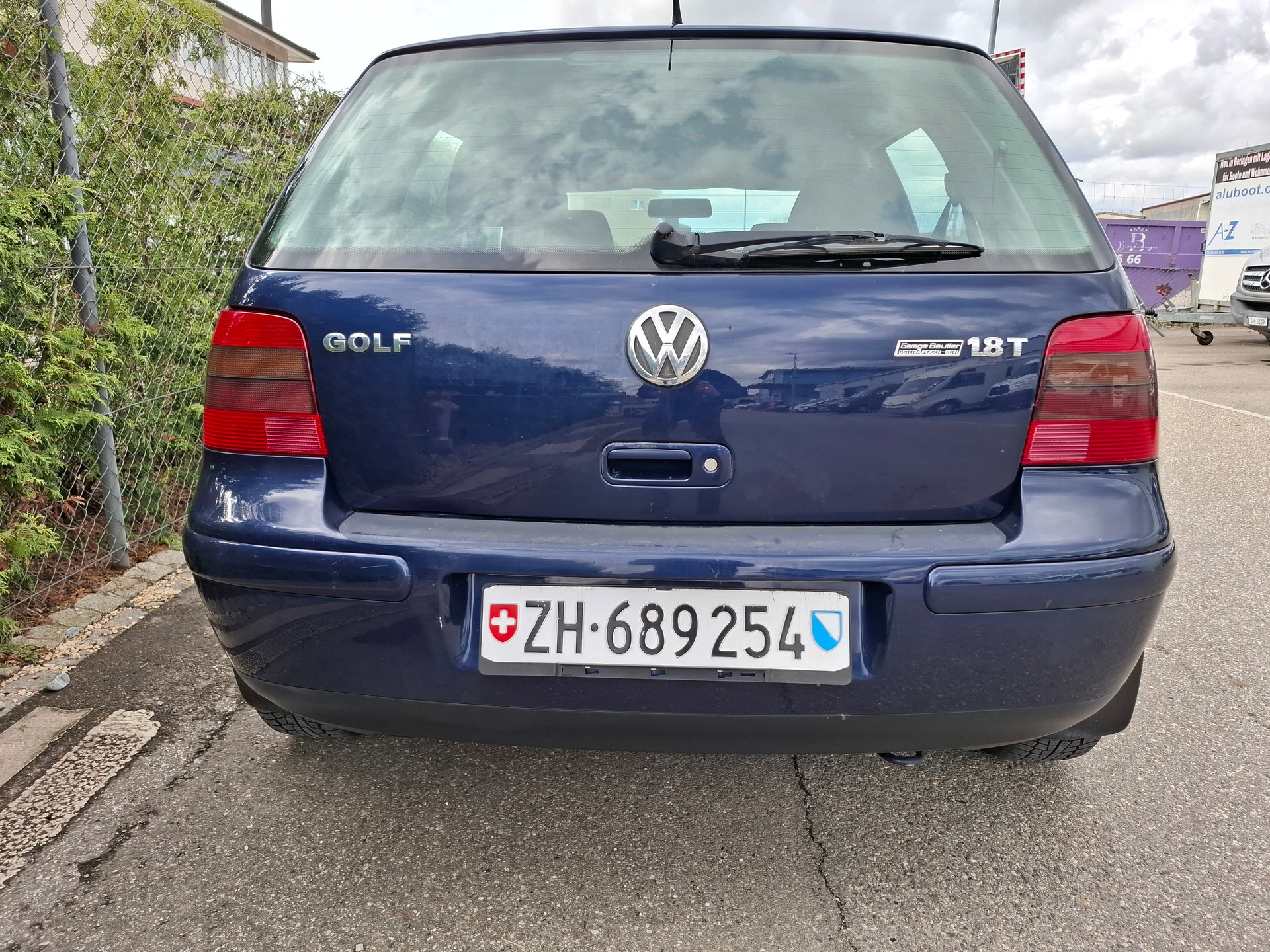 VW GOLF-image-4