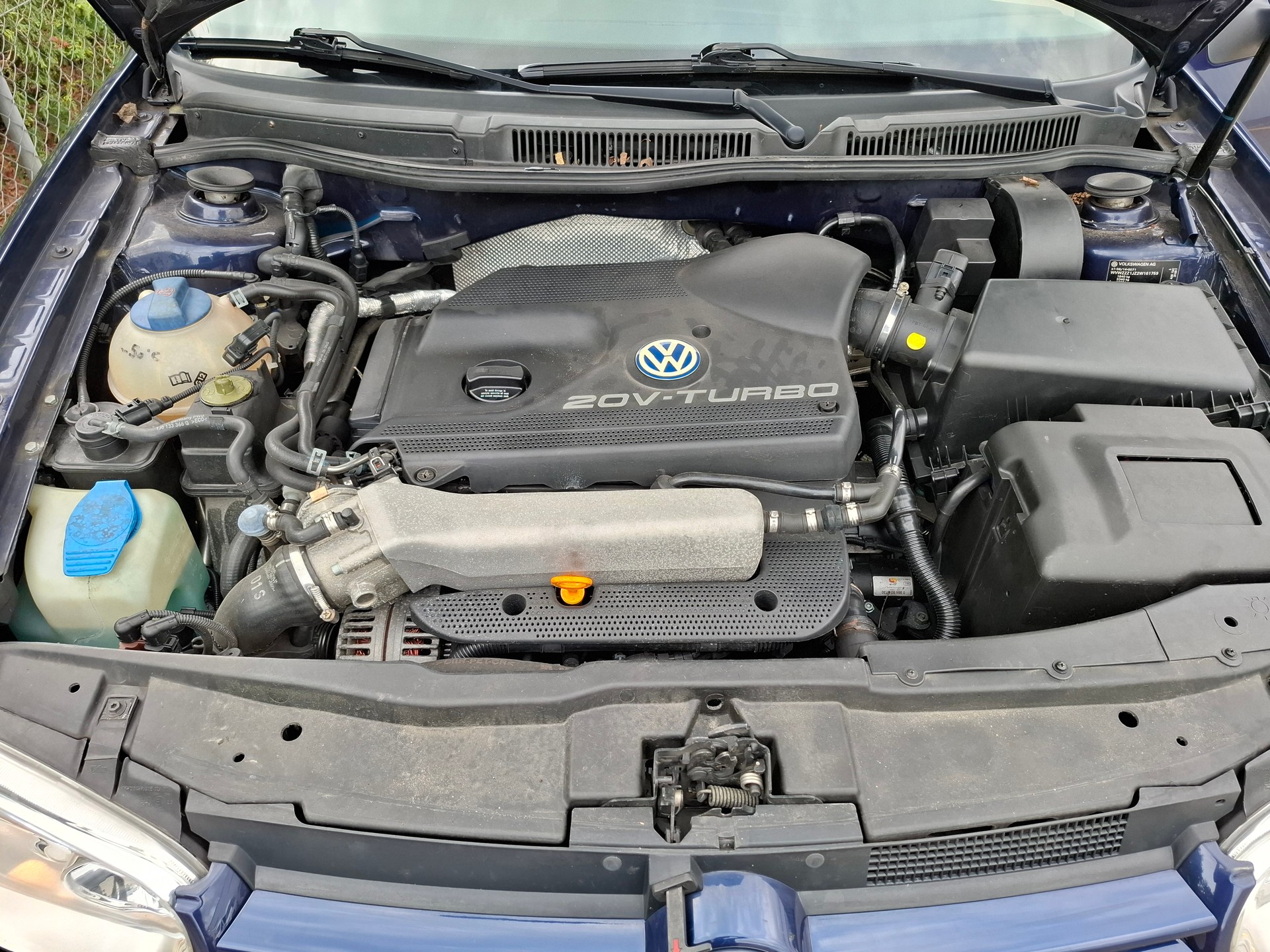 VW GOLF-image-18