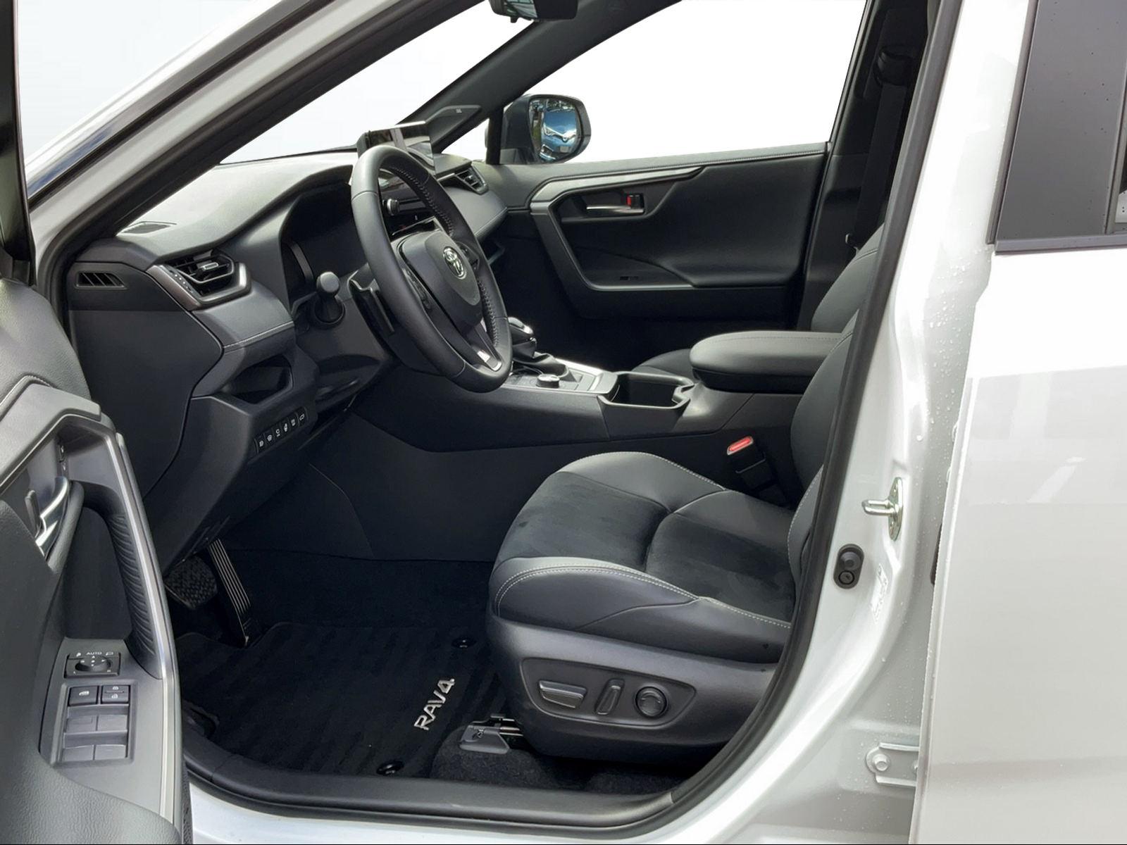 TOYOTA RAV4 2.5 Plug-In-Hybrid GR Sport-image-5