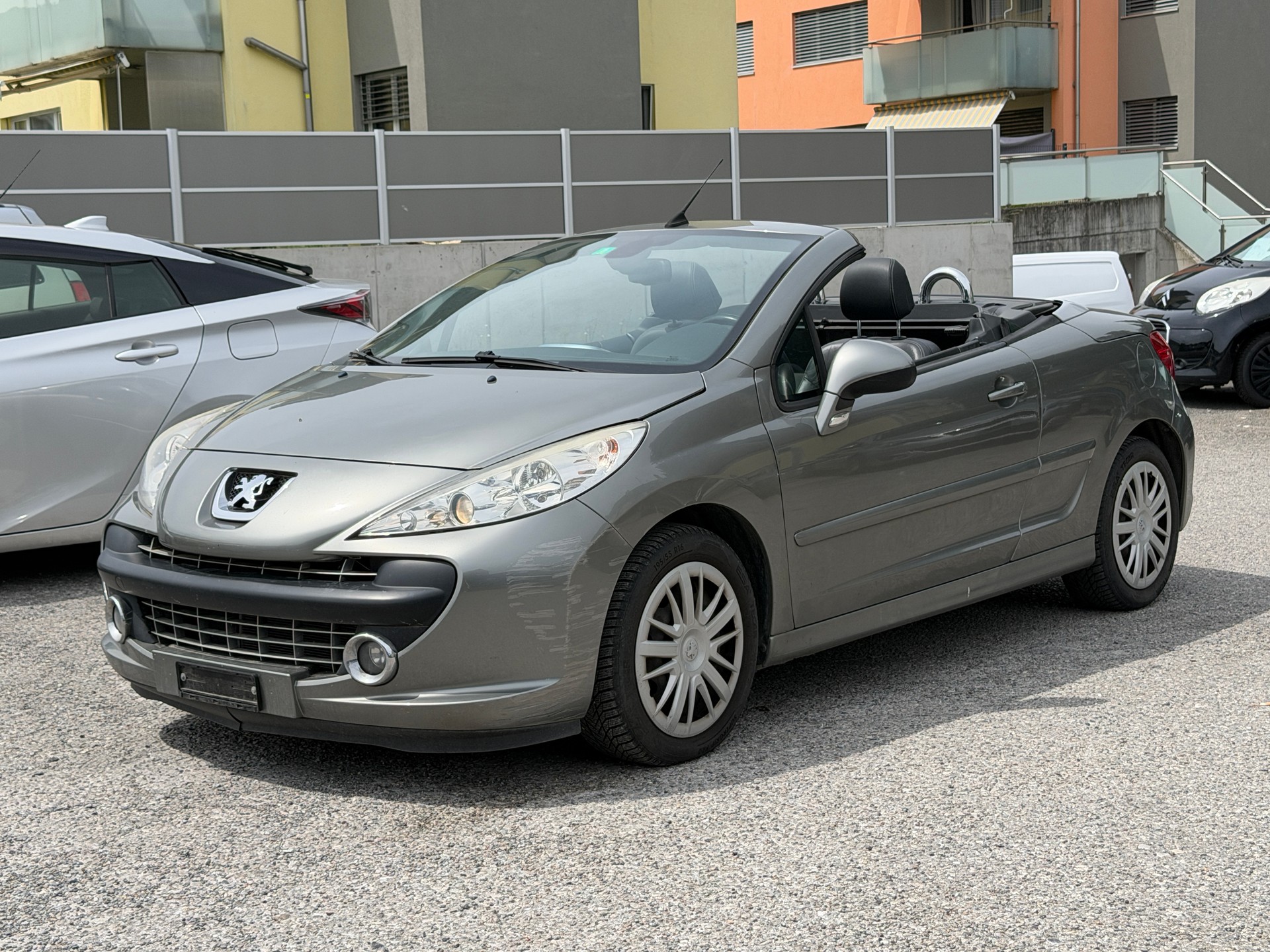PEUGEOT 207 CC 1.6 16V Roland Garros Automatic-image-1
