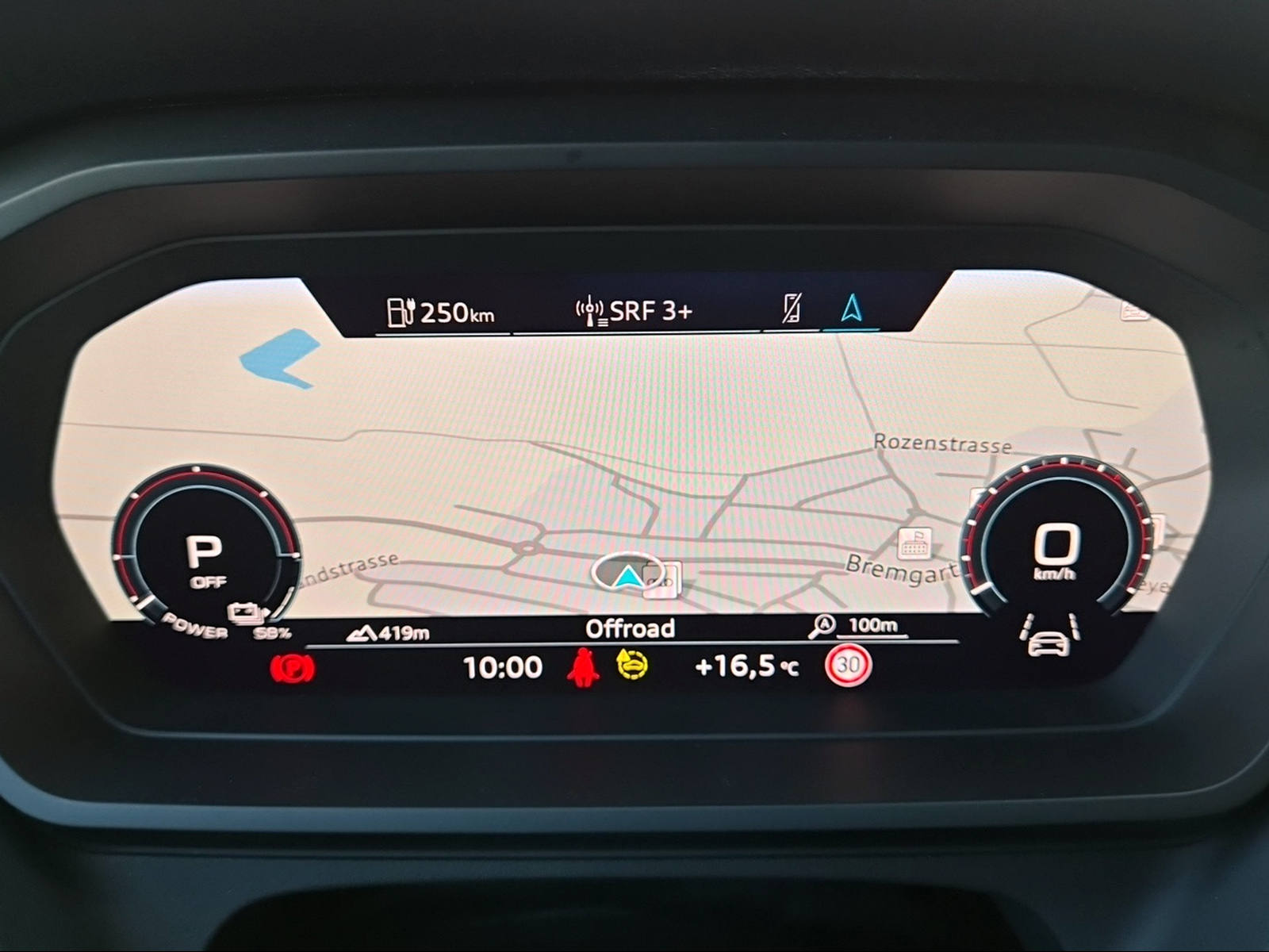 AUDI Q4 e-tron 45 quattro Gletscherweiss Metallic-image-10