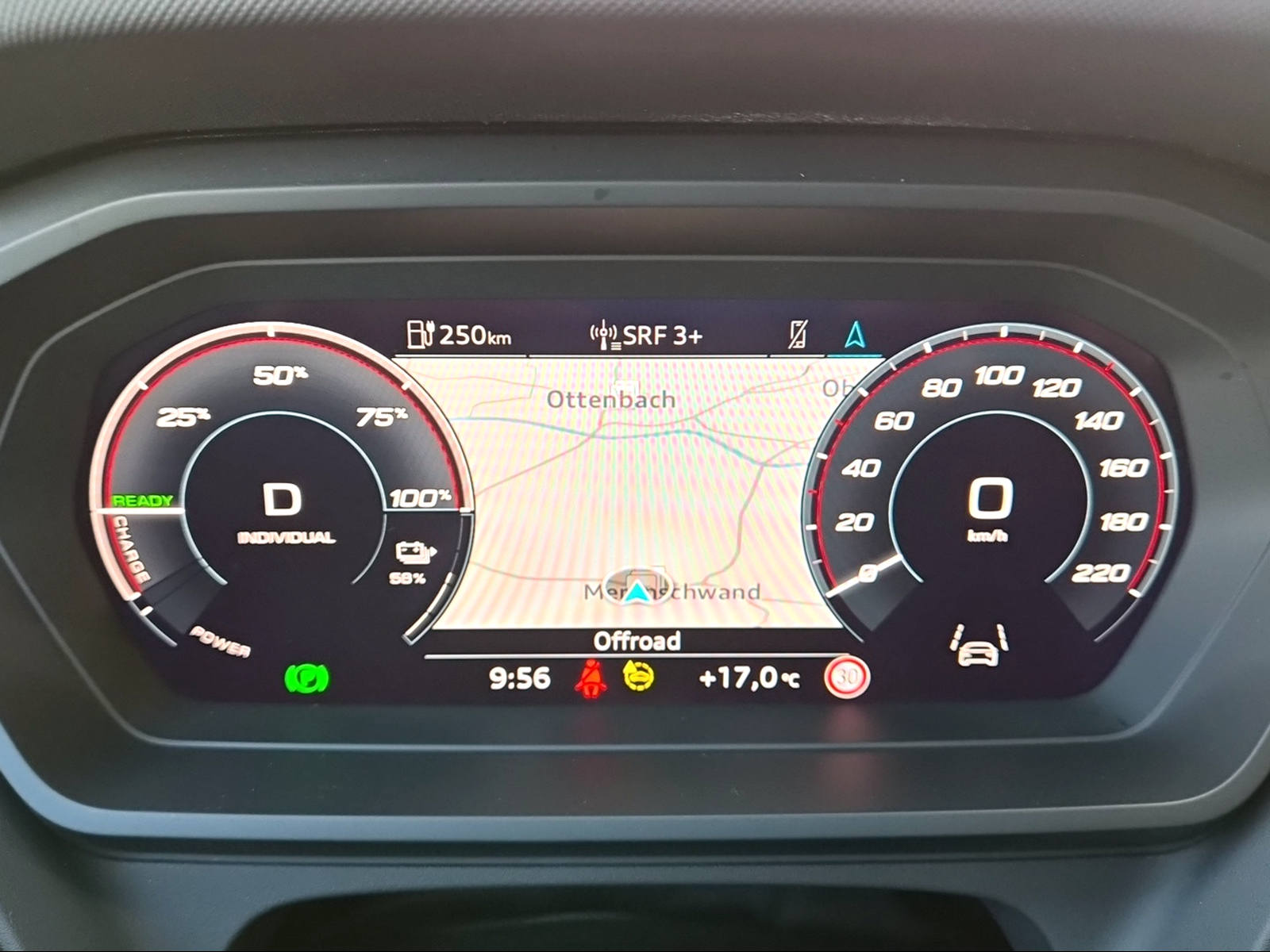 AUDI Q4 e-tron 45 quattro Gletscherweiss Metallic-image-9