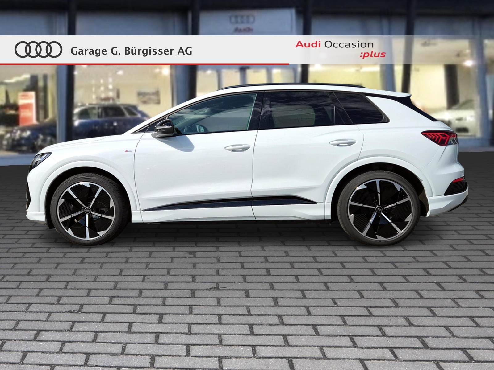 AUDI Q4 e-tron 45 quattro Gletscherweiss Metallic-showroom-element-2