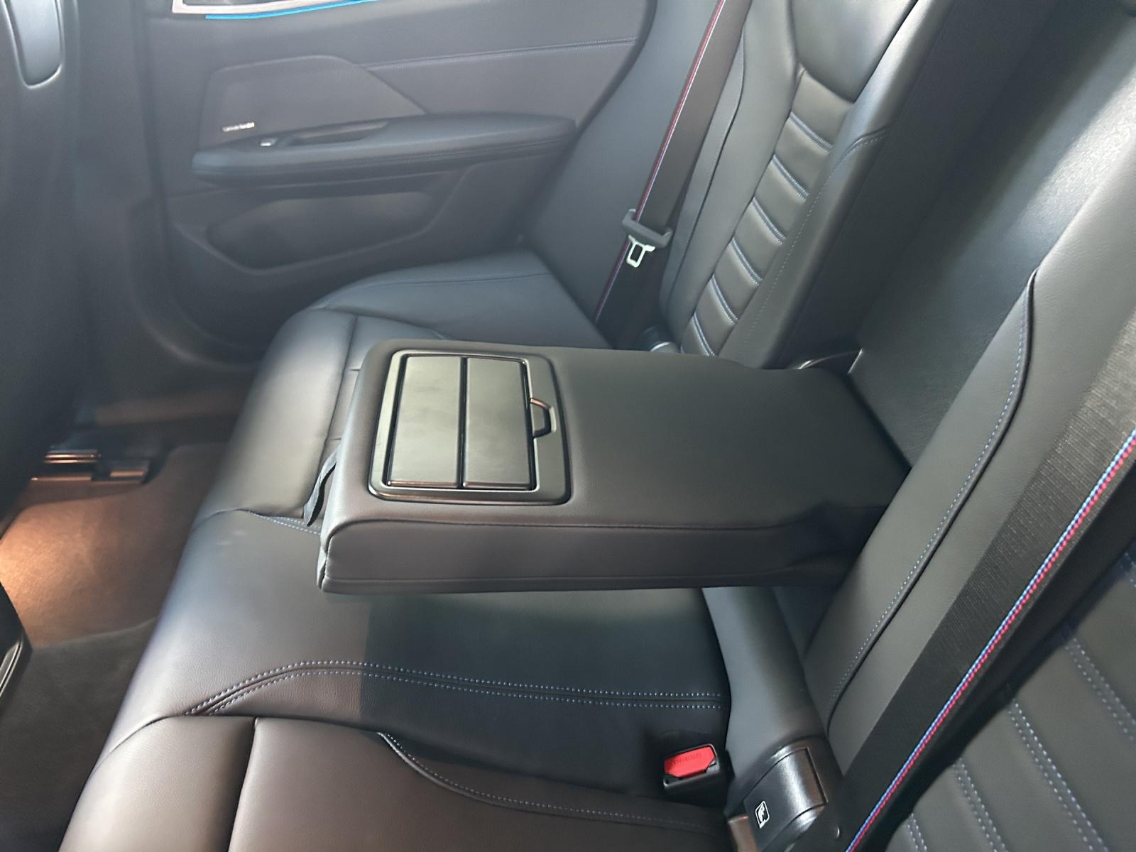 BMW i4 M50-image-22
