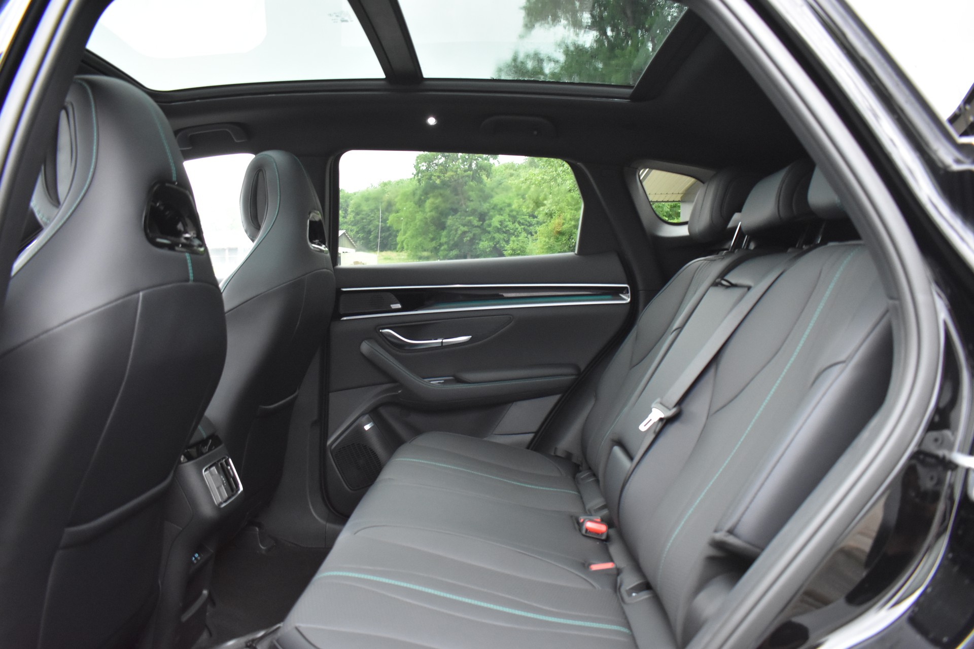 BYD Seal U DM-i Comfort-image-8