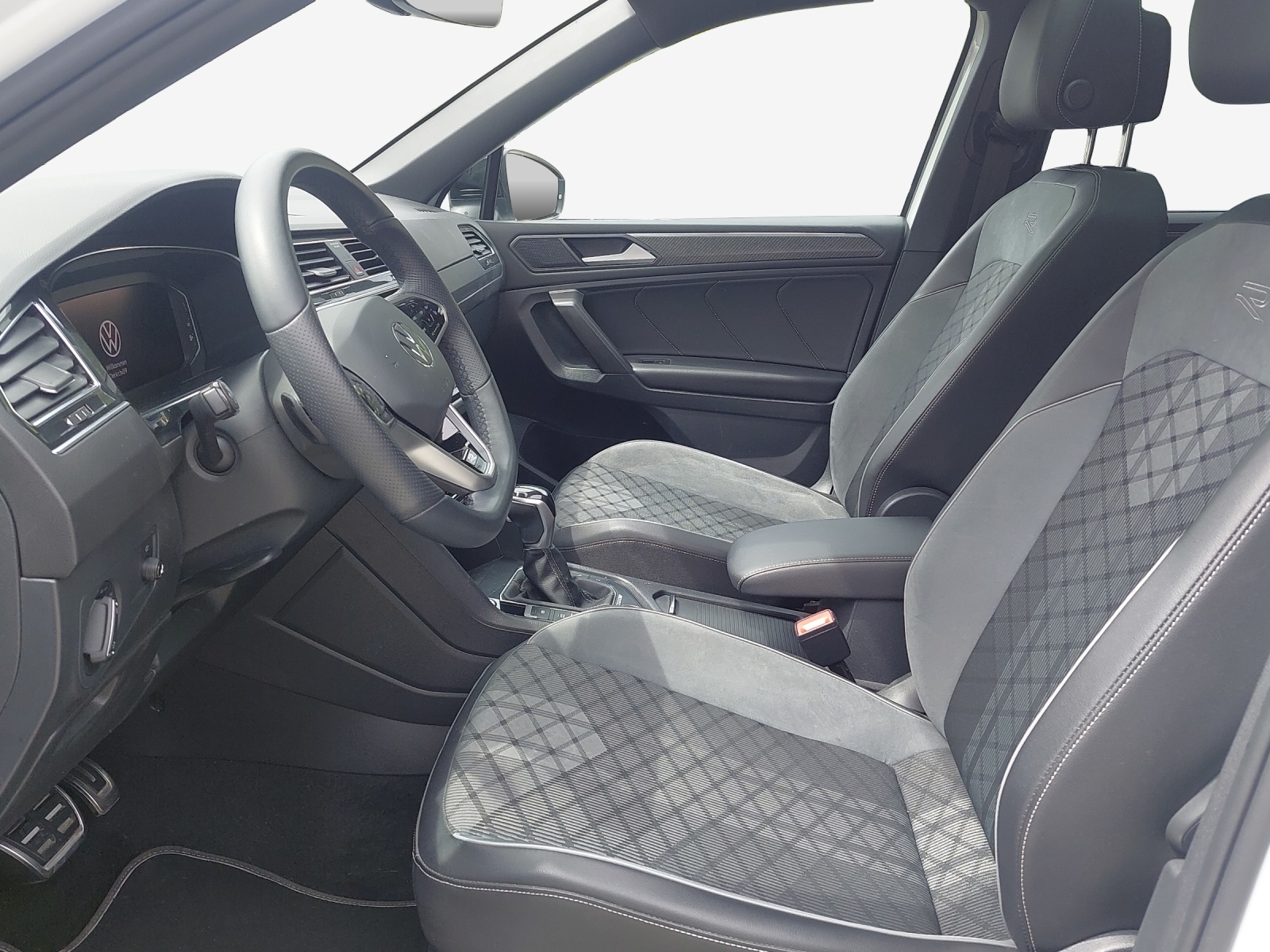 VW Tiguan Allspace 2.0TSI R-Line 4Motion DSG-image-7
