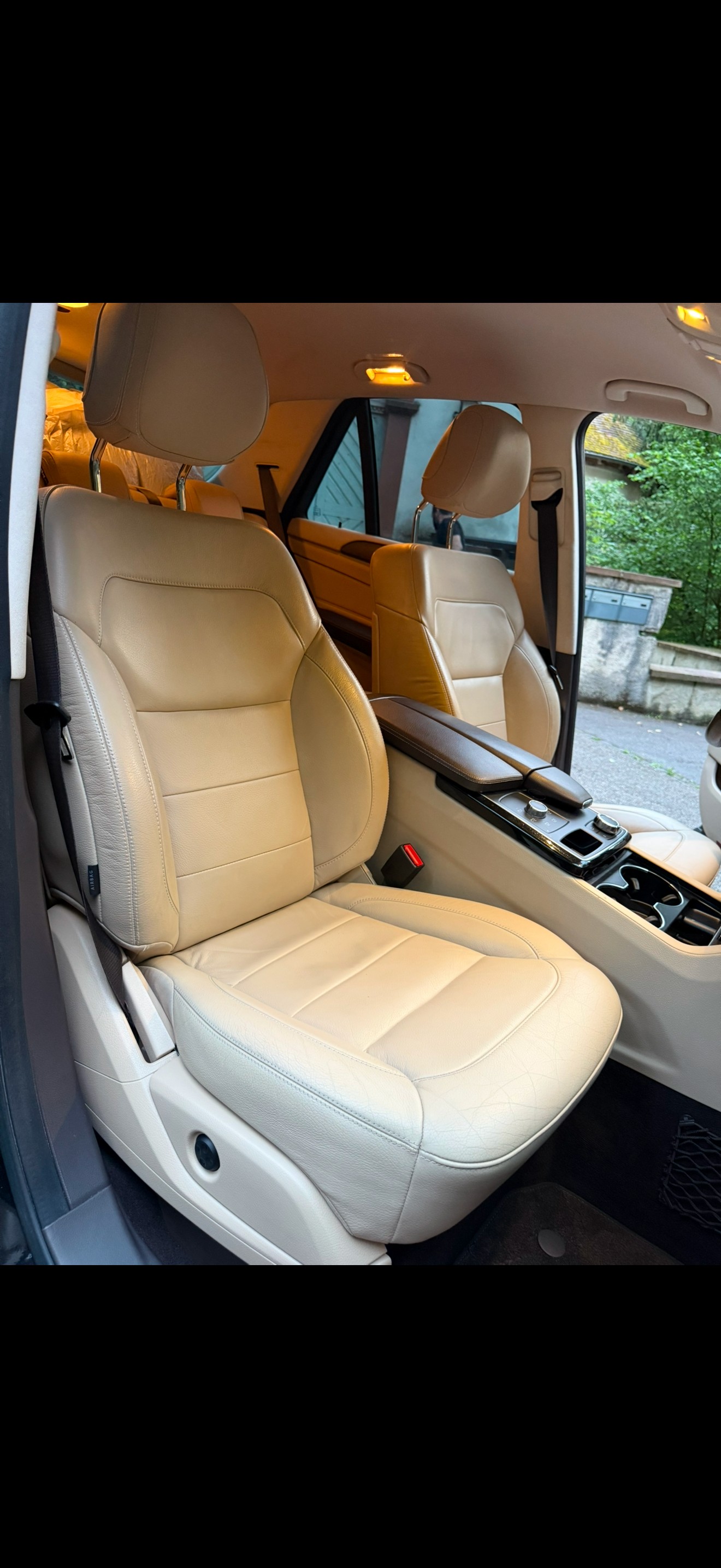 MERCEDES-BENZ GLE 250 d 4Matic 9G-Tronic-image-10
