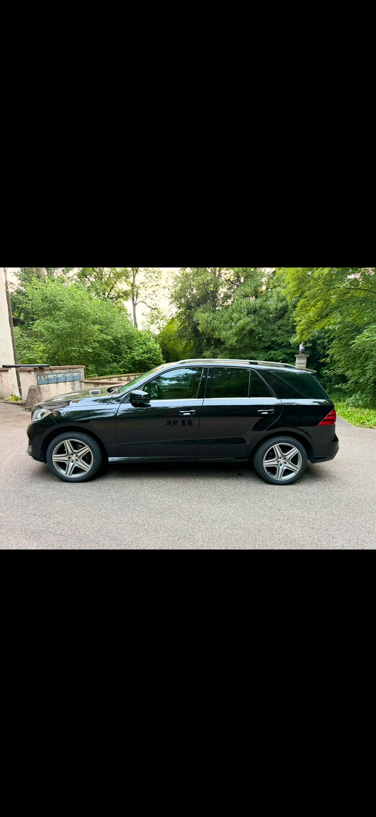 MERCEDES-BENZ GLE 250 d 4Matic 9G-Tronic-image-7