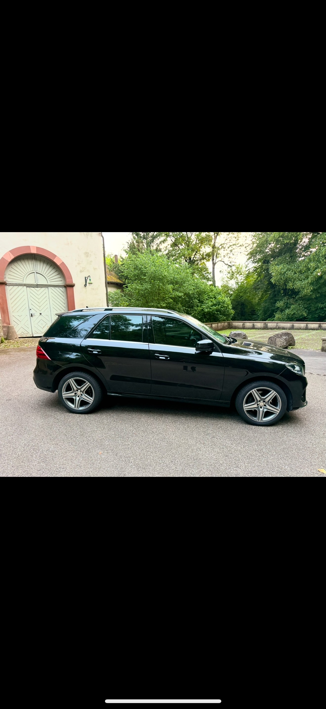 MERCEDES-BENZ GLE 250 d 4Matic 9G-Tronic-image-6