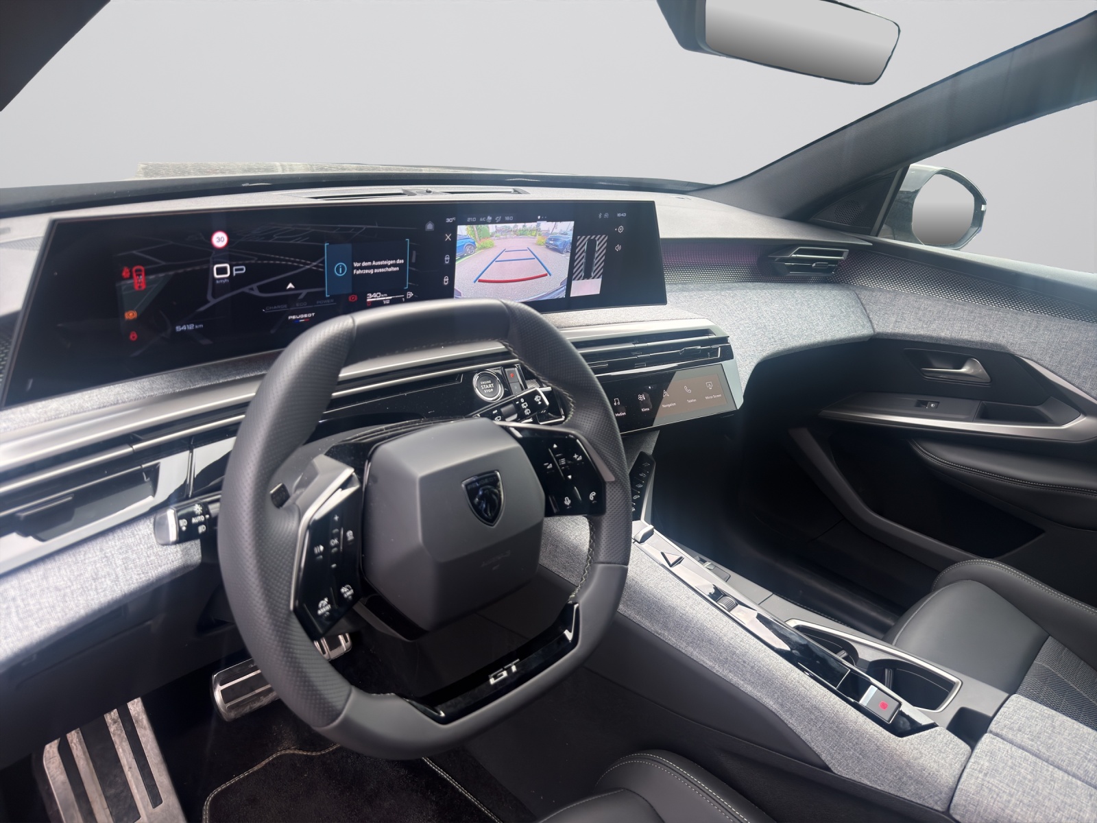 PEUGEOT 5008 1.2 Hybrid 145 GT-image-5