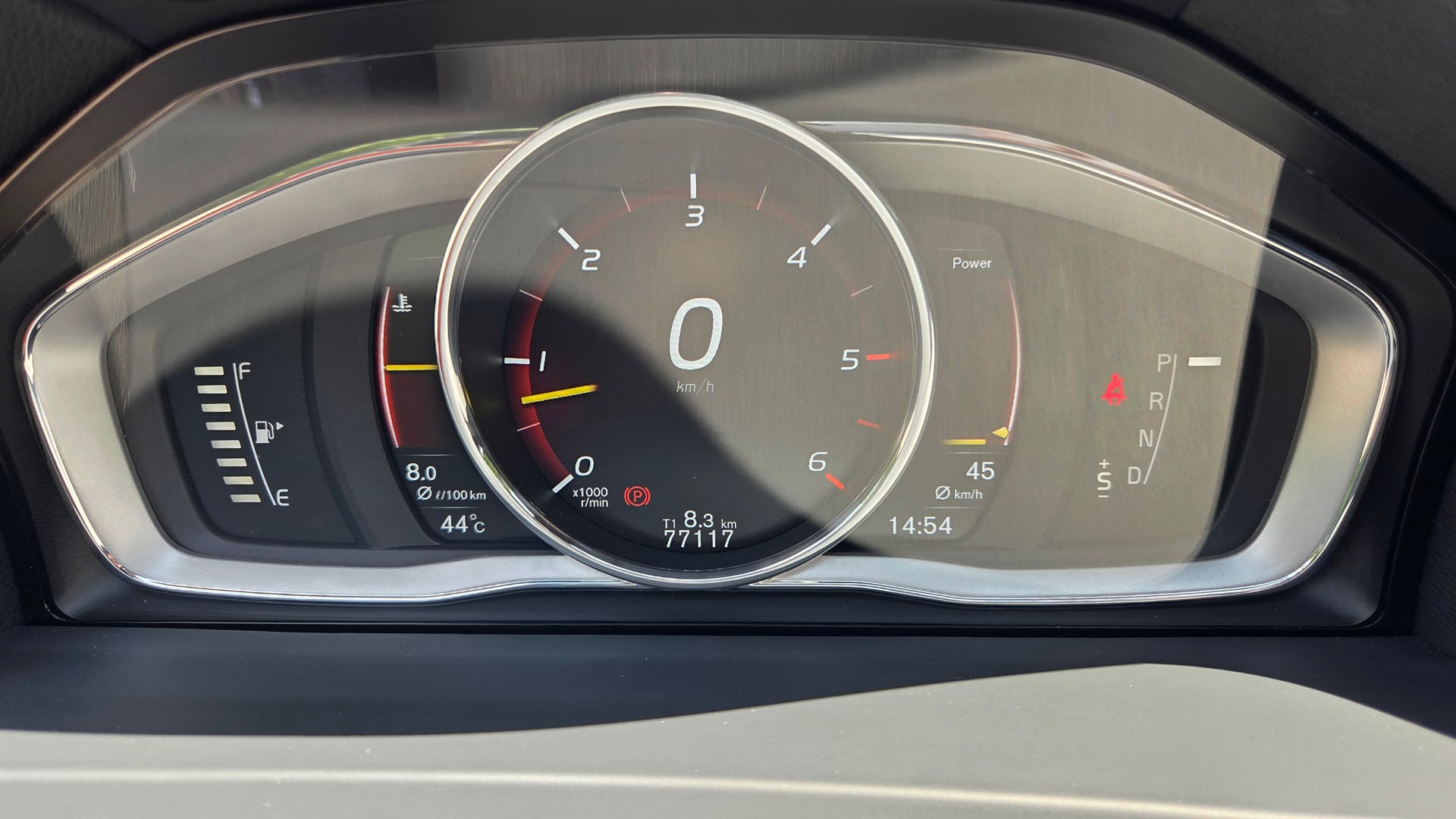 VOLVO Cross Country 2.4 D4 Executive AWD S/S-image-15