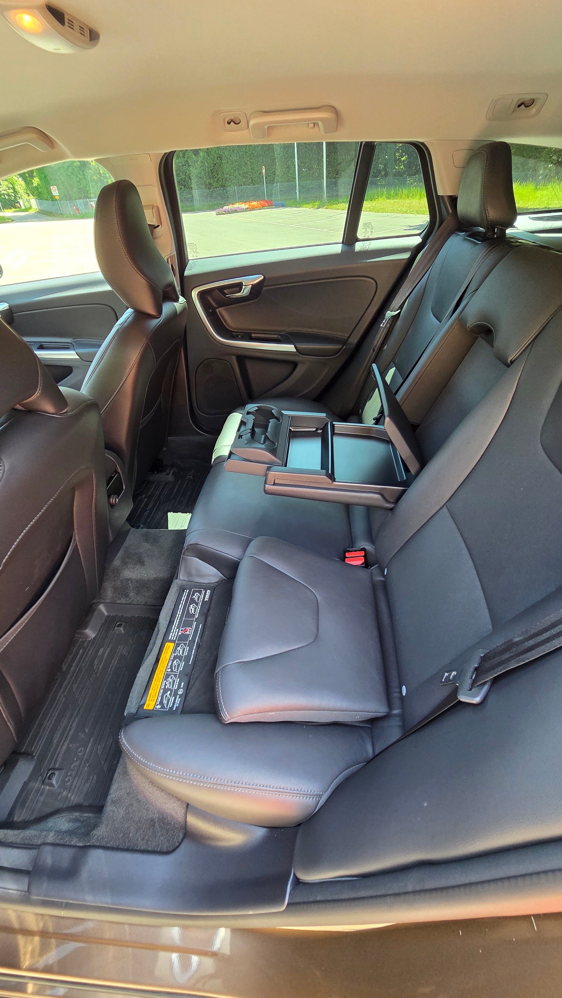 VOLVO Cross Country 2.4 D4 Executive AWD S/S-image-11