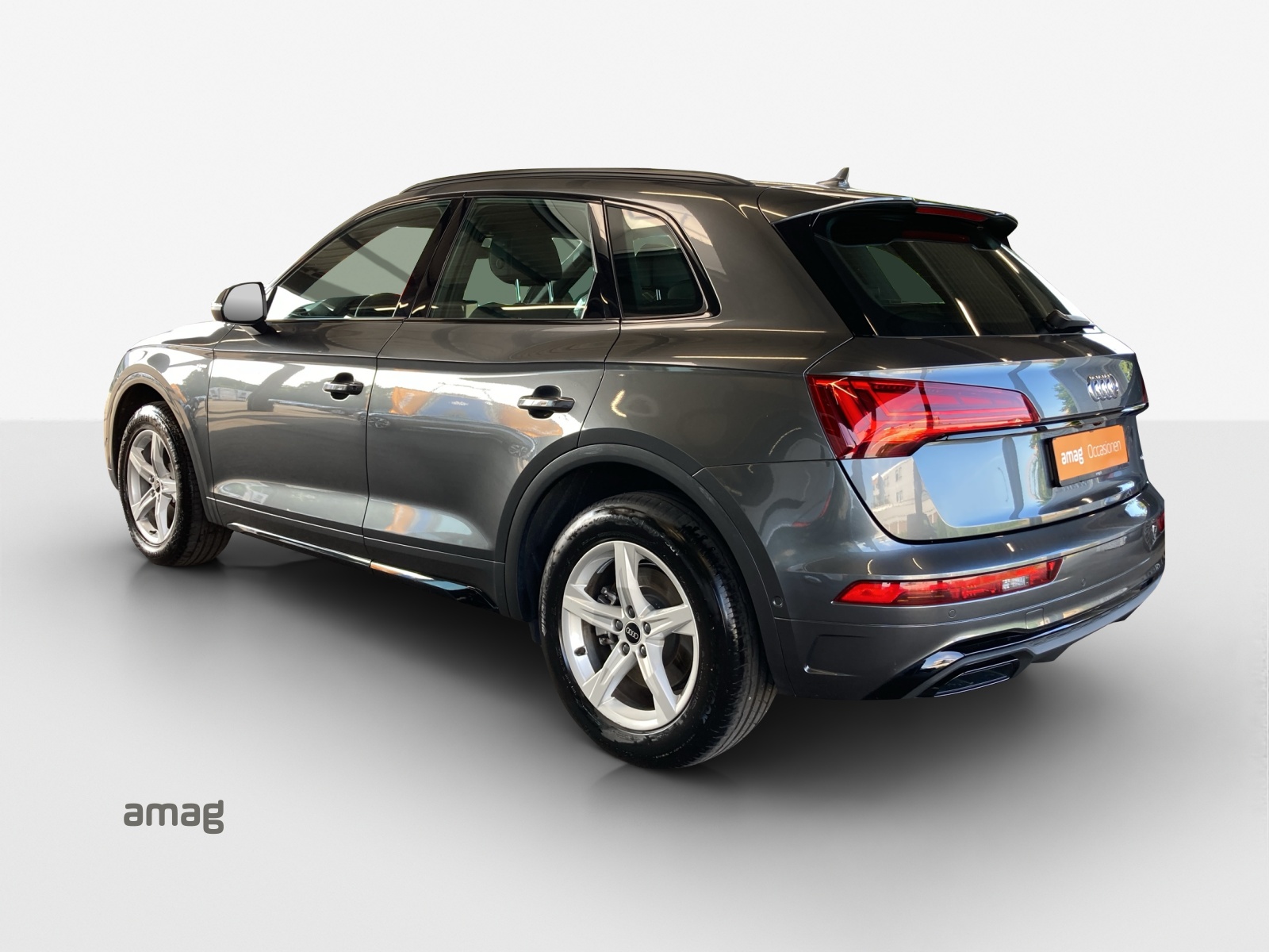 AUDI Q5 40 TDI S-line quattro S-tronic-showroom-element-2