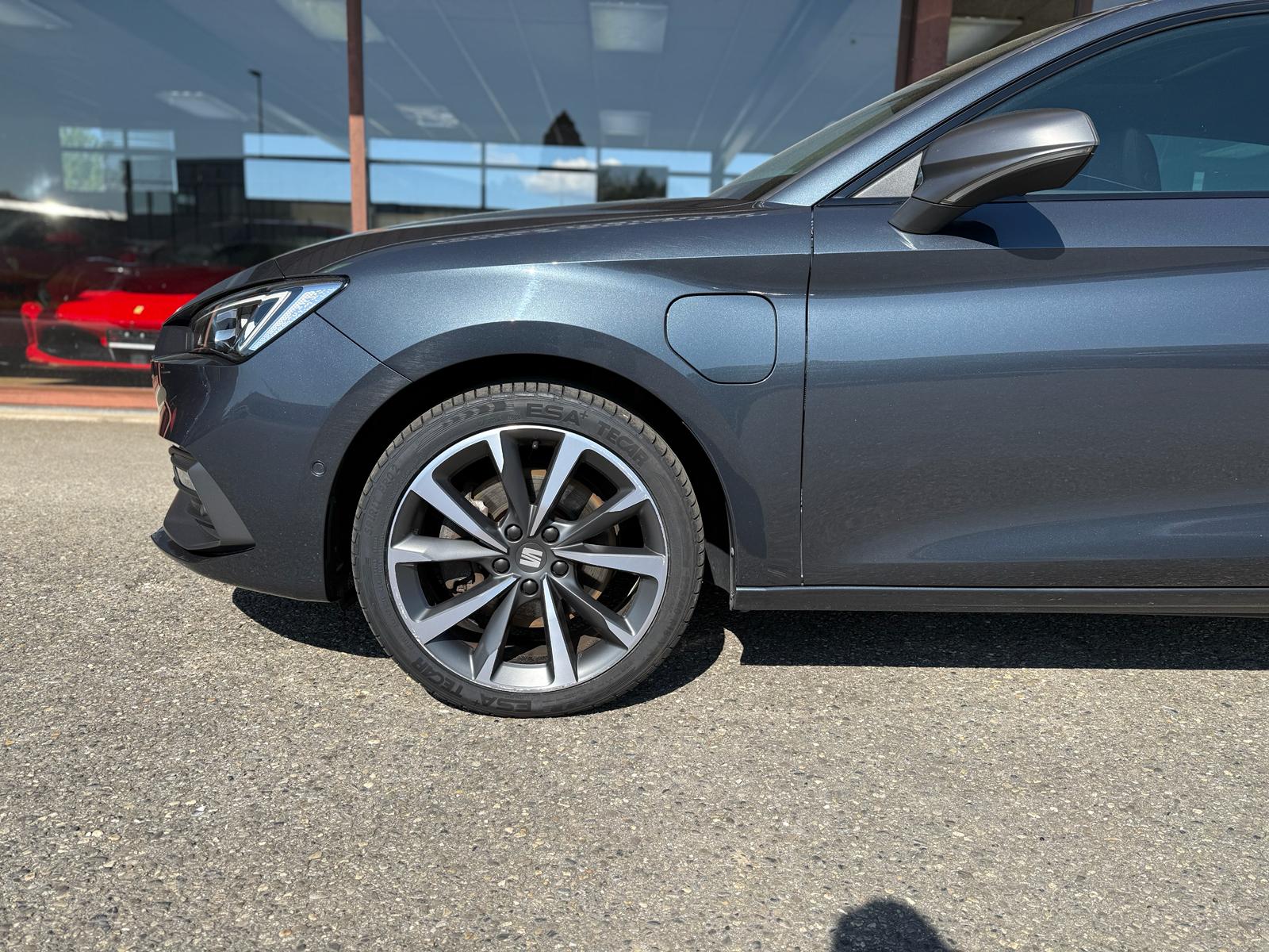 SEAT Leon 1.4 eHybrid pHEV DSG FR-image-5