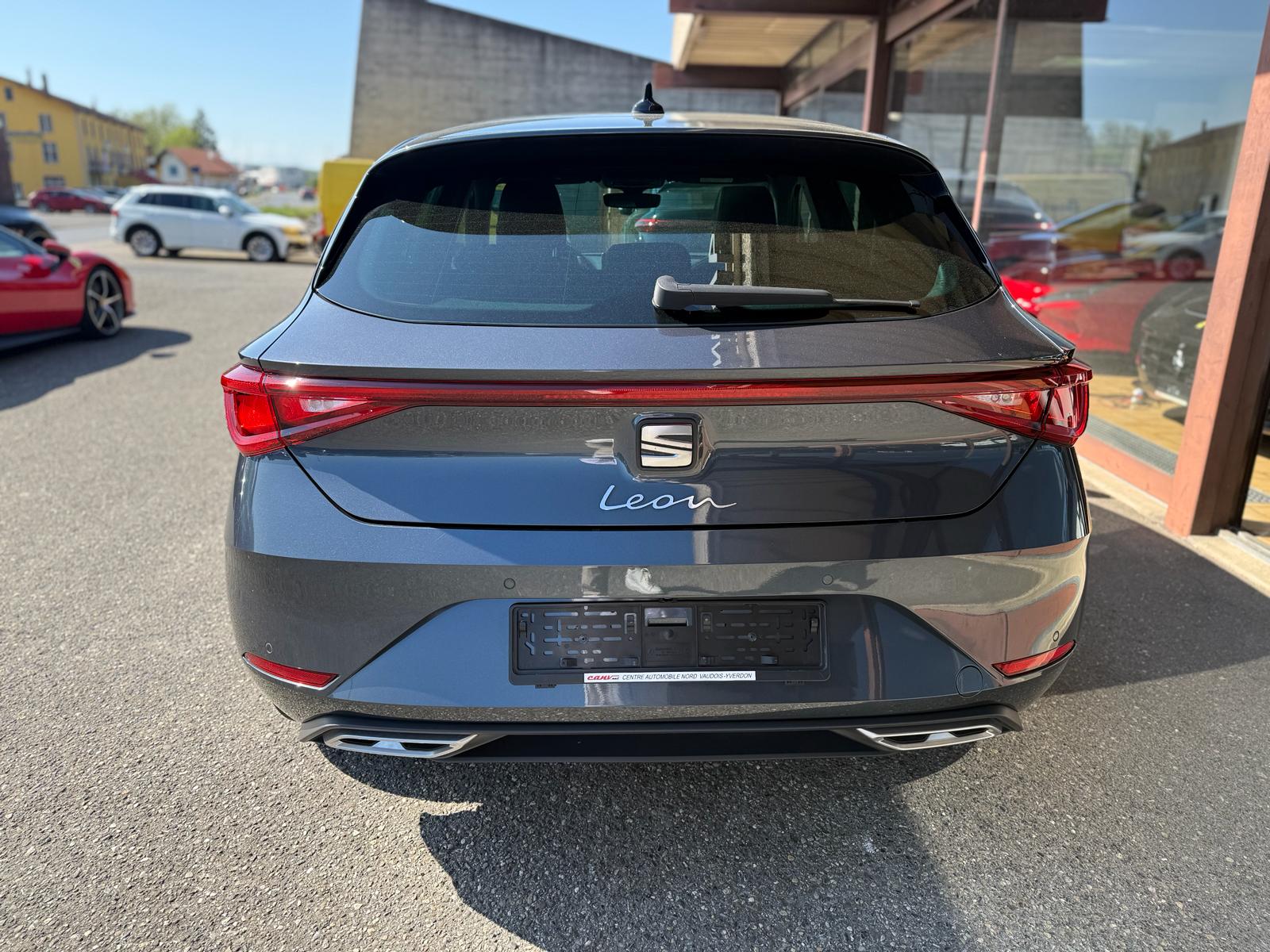 SEAT Leon 1.4 eHybrid pHEV DSG FR-image-4