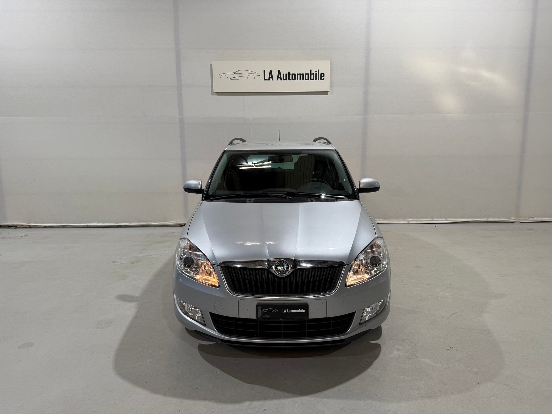 SKODA Fabia 1.2 TSI Elegance-image-3