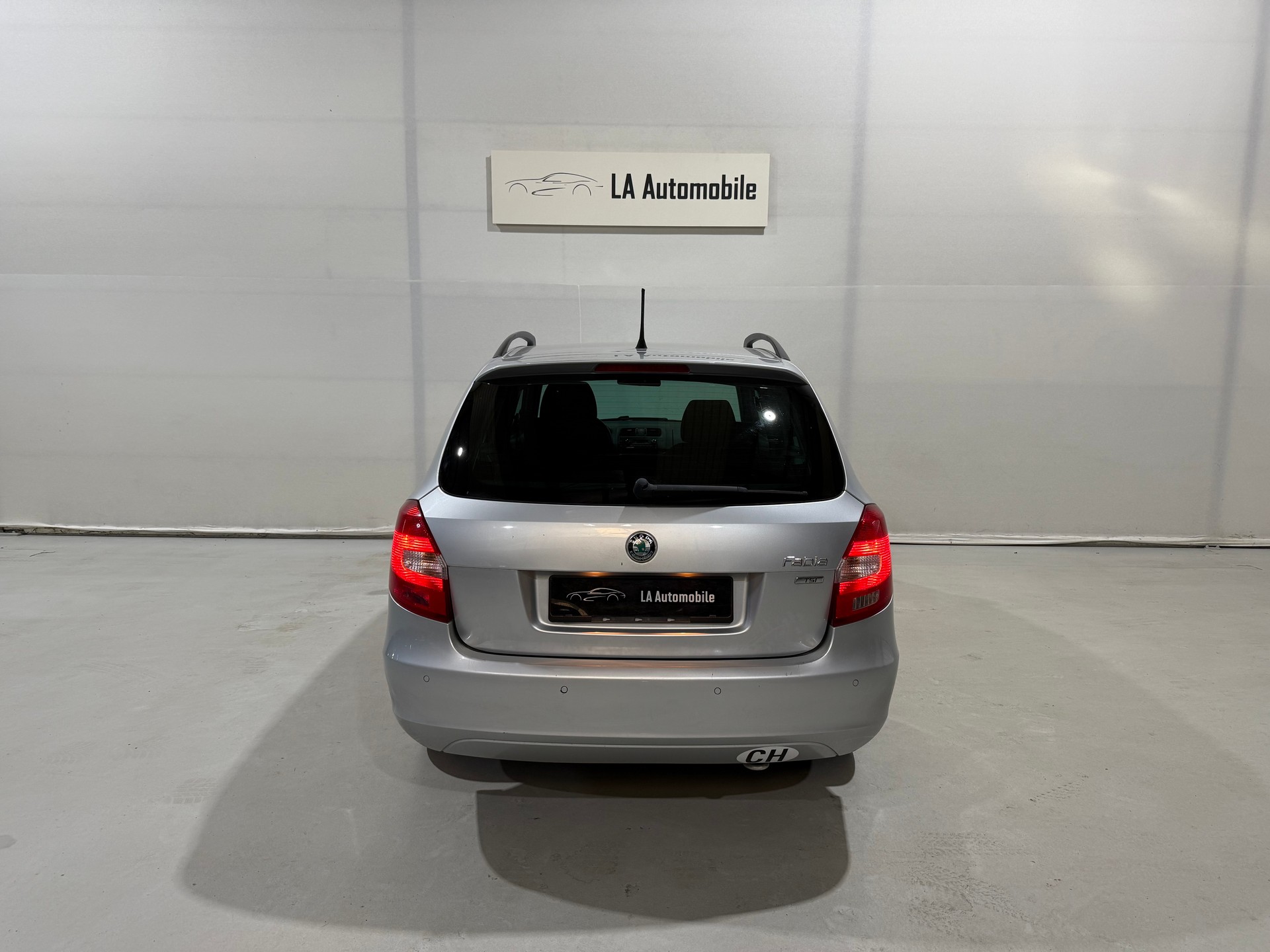 SKODA Fabia 1.2 TSI Elegance-image-7