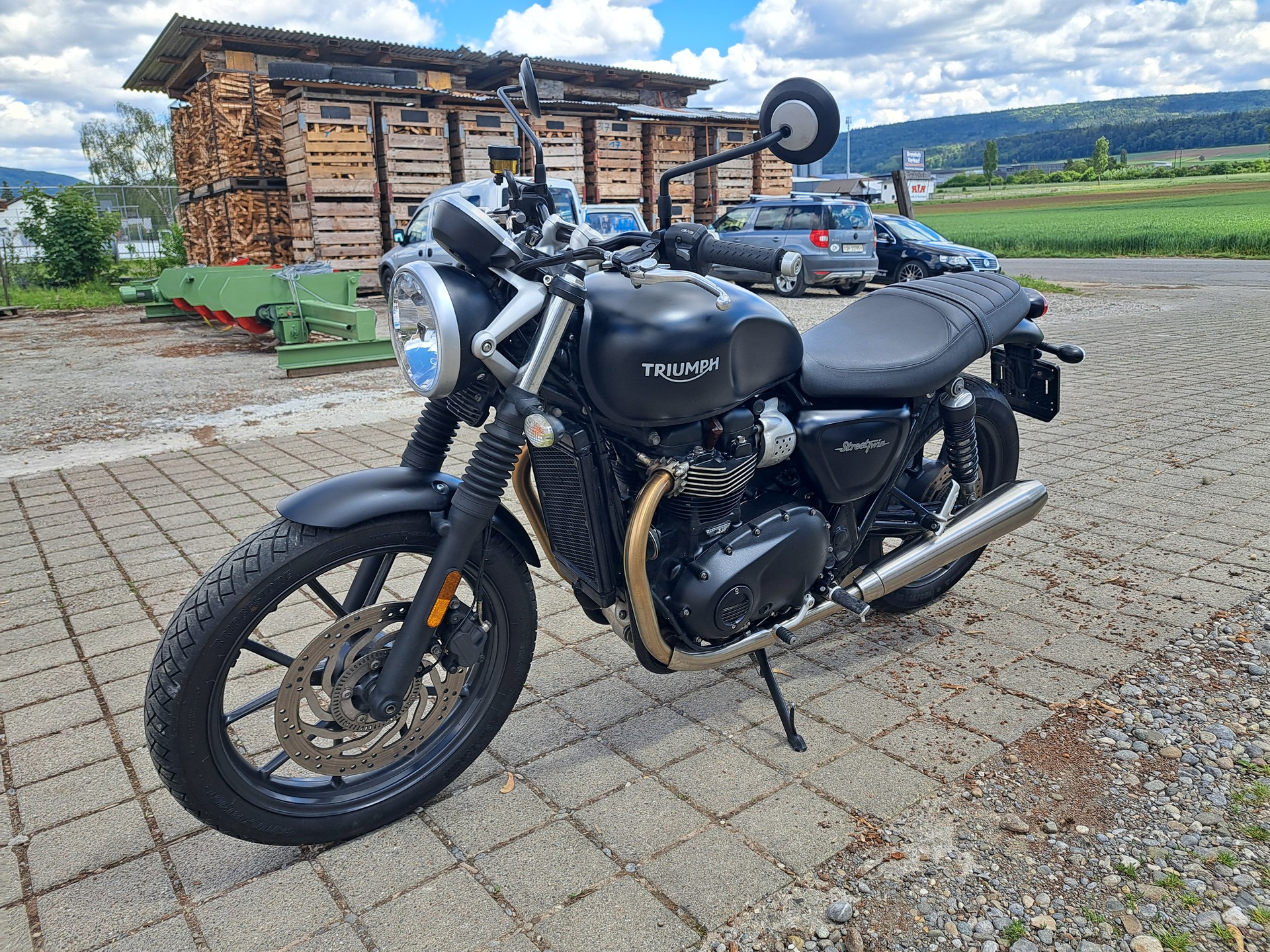 TRIUMPH Street Twin 900 i-image-7