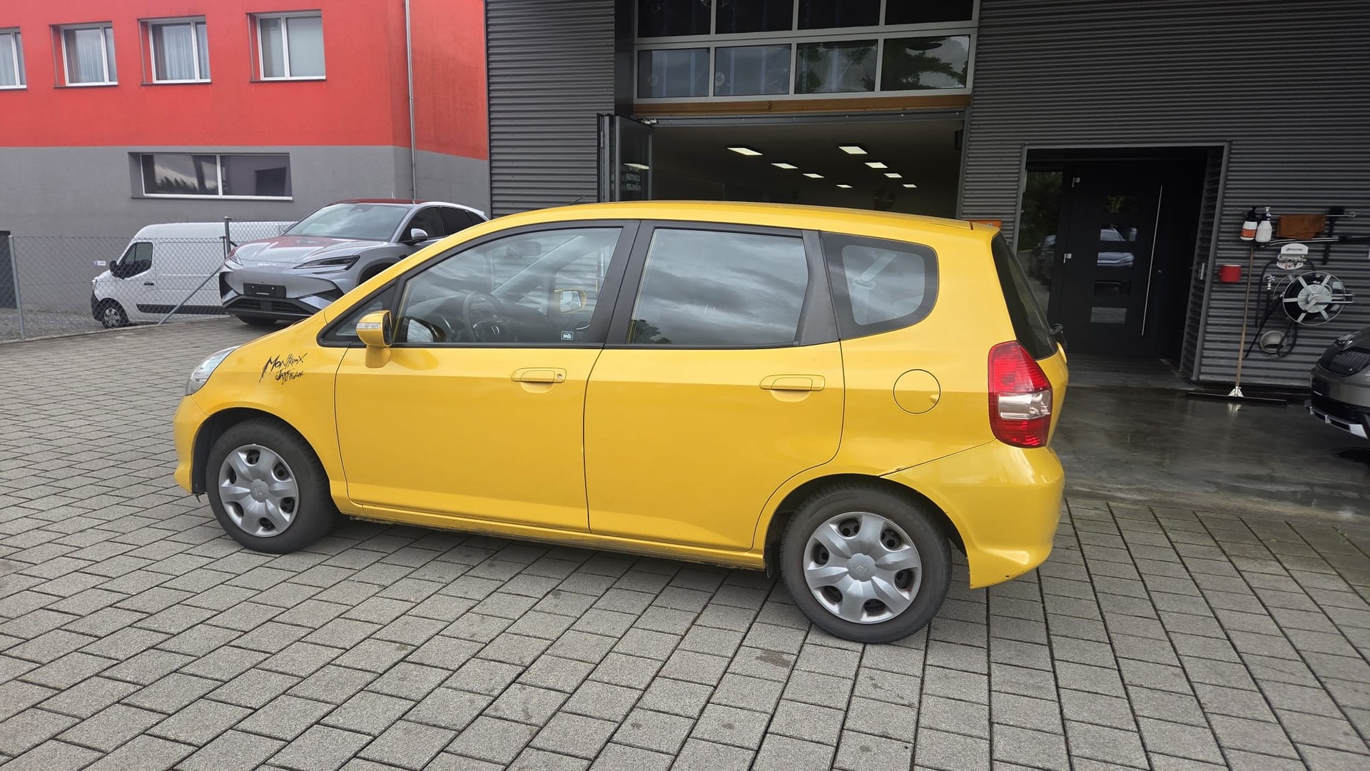 HONDA Jazz 1.4i ES-showroom-element-2