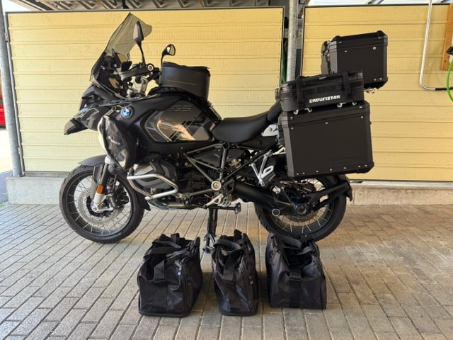 BMW R 1250 GS Adventure-image-2