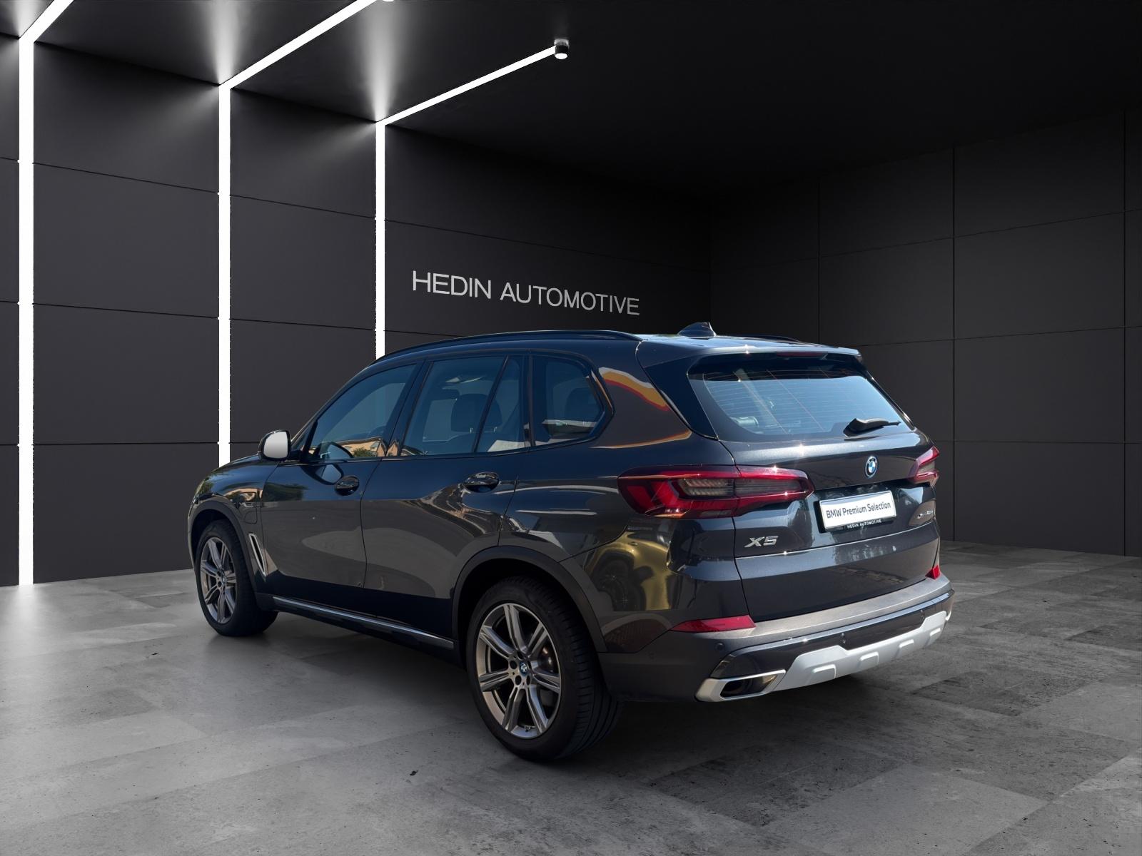 BMW X5 45e xDrive-showroom-element-2