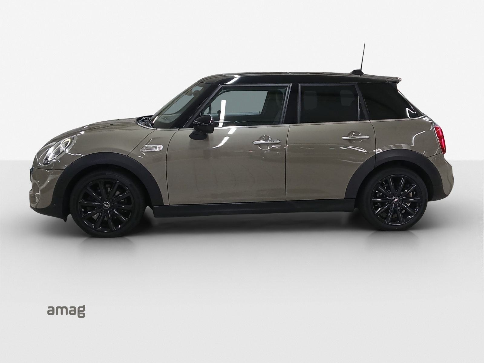 MINI Cooper S Steptronic DKG-showroom-element-1