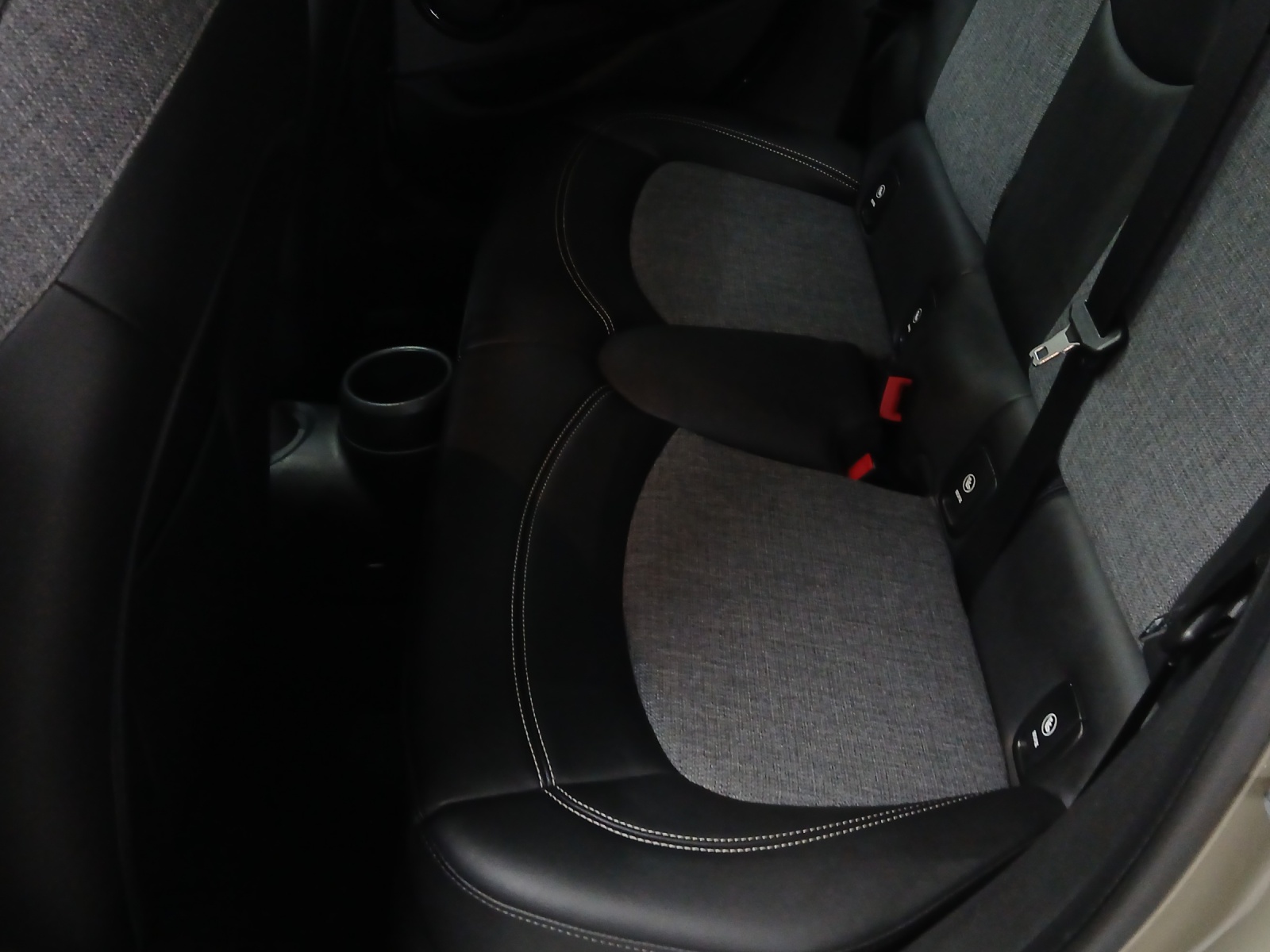 MINI Cooper S Steptronic DKG-image-11
